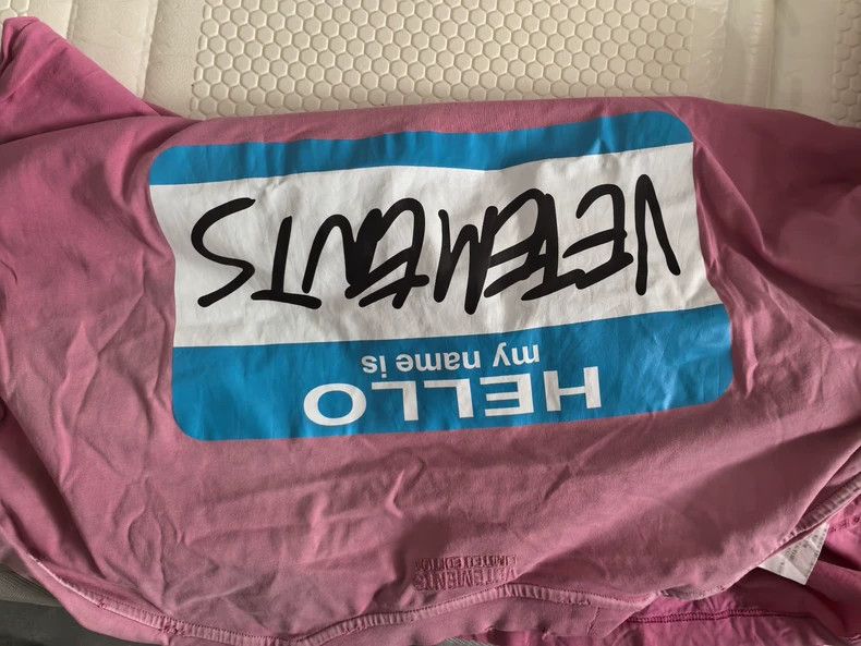 Vetements Vetements Distressed Short Sleeve, Size S Size US S / EU 44-46 / 1 - 5 Thumbnail