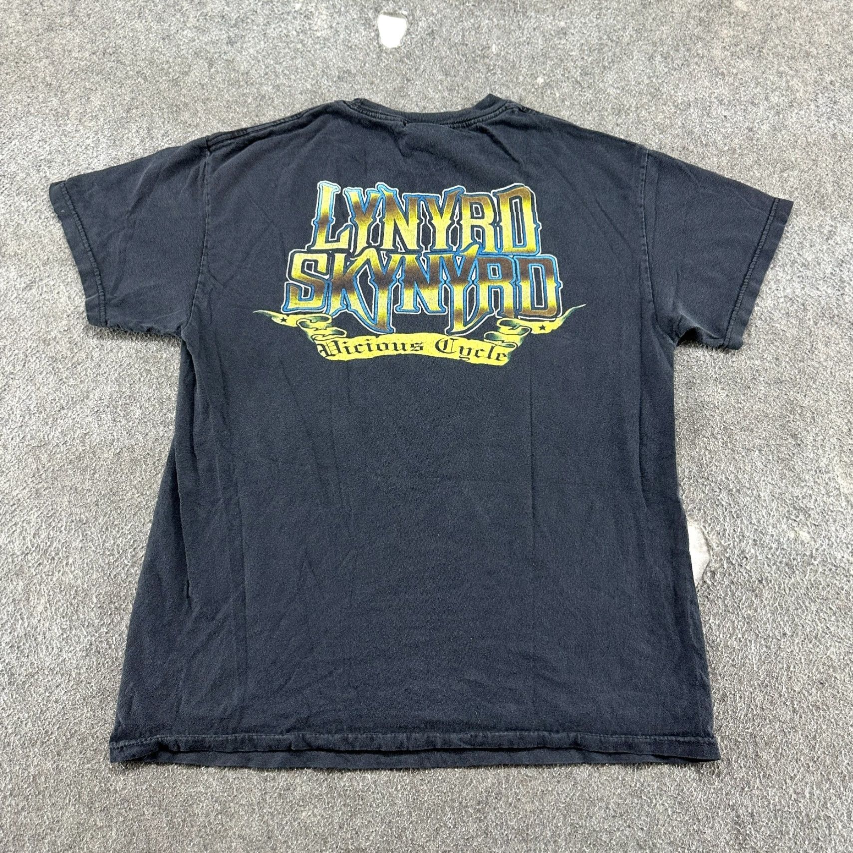 Vintage VINTAGE Lynyrd Skynyrd Shirt Mens M Black Graphic Eagle Vicious Cycle Tour Y2K Size US M / EU 48-50 / 2 - 4 Thumbnail