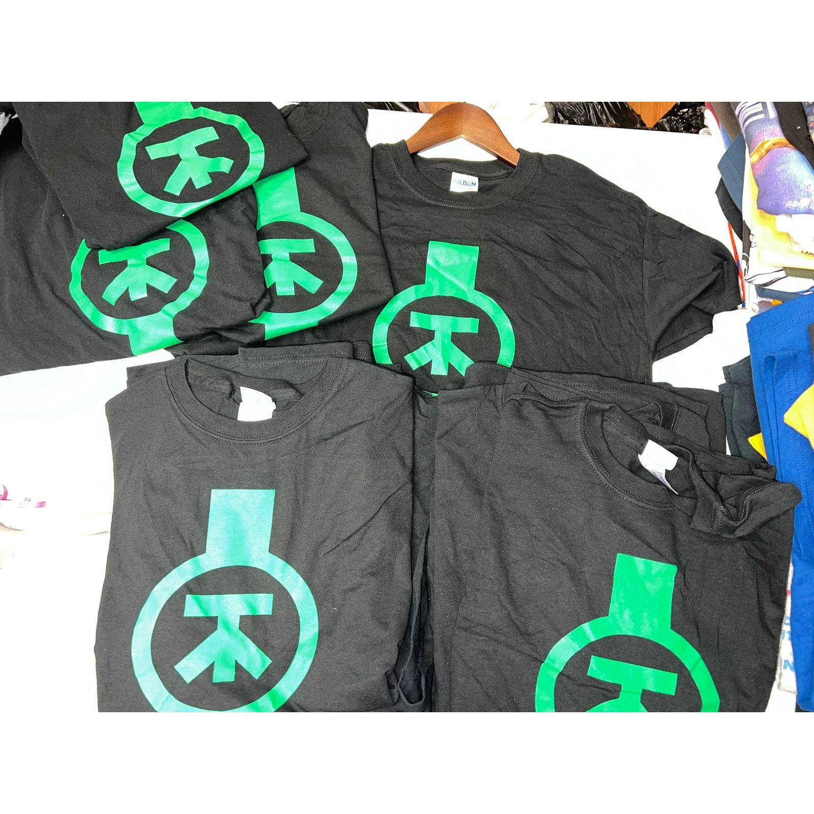 Gildan 2007 Twin Method Volume Of Self Tour Green Band Shirt 2000s Size US M / EU 48-50 / 2 - 9 Thumbnail