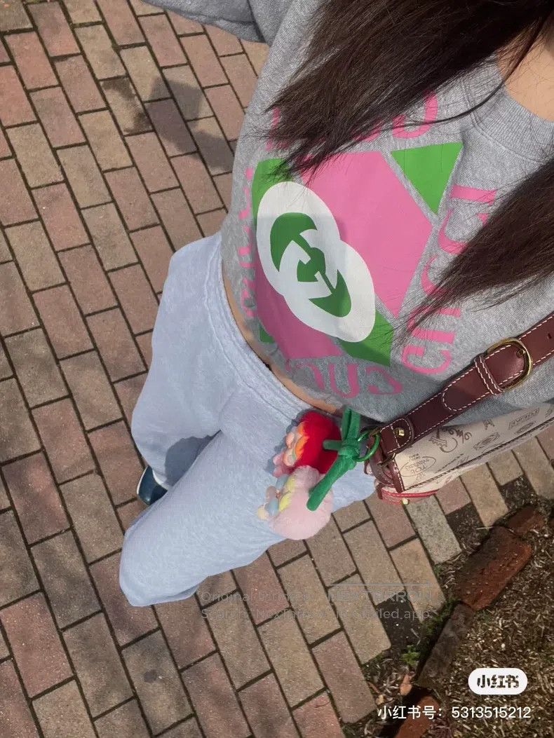 Gucci Grey letter large logo sweatshirt