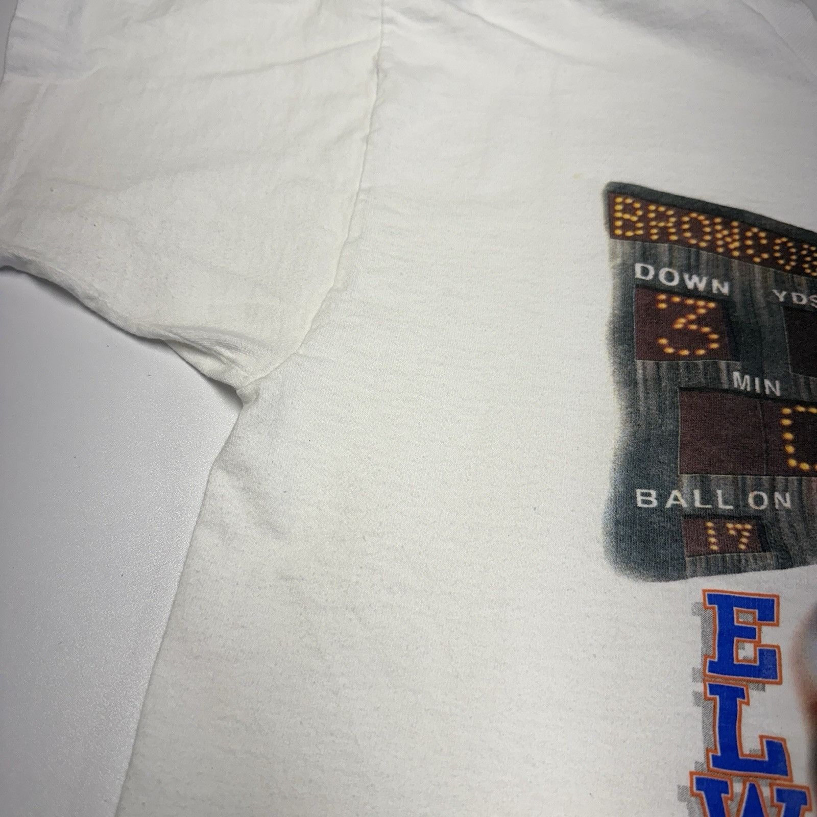 Vintage Vintage 90s John Elway Denver Broncos T Shirt Mens XL Size US XL / EU 56 / 4 - 5 Thumbnail