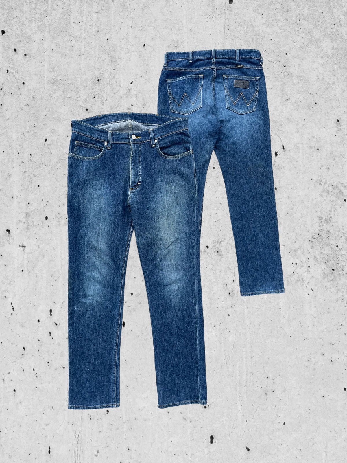 Designer × Wrangler 🔥 Wrangler Blue Distressed Denim W34 🔥 Size US 34 / EU 50 - 1 Thumbnail