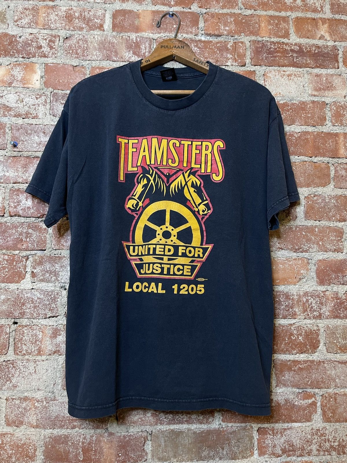 Rap Tees × Vintage Teamsters Jimmy Hoffa Vintage Mafia Mob Sopranos T-Shirt Size US L / EU 52-54 / 3 - 2 Thumbnail