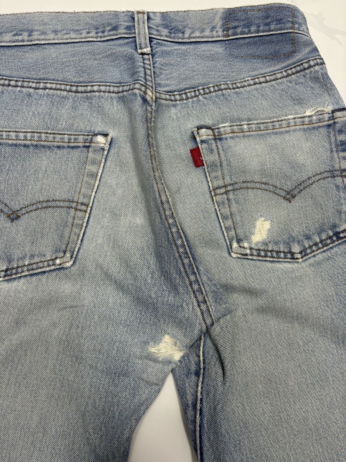 Levi's × Vintage Levis 501 Selvedge Button 558 Distress Denim Jean Size US 30 / EU 46 - 10 Thumbnail