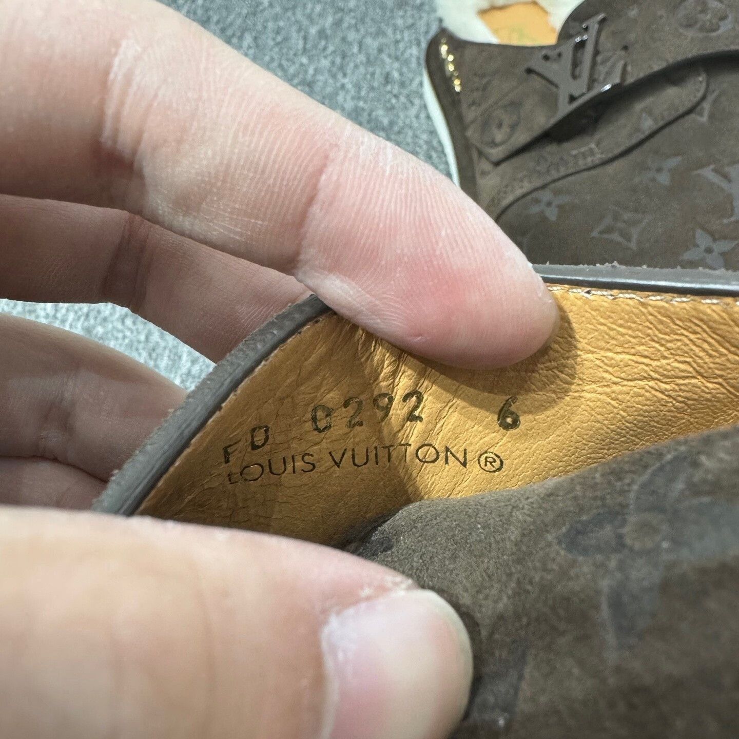 Louis Vuitton louis vuitton brown loafers with logo. Size US 6 / EU 39 - 5 Thumbnail