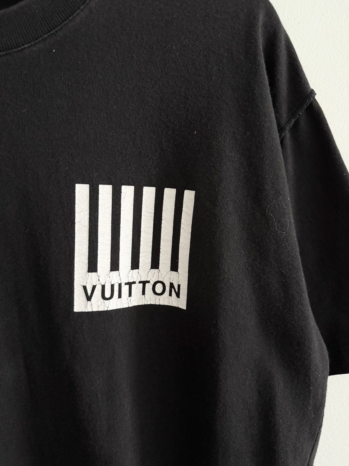 Louis Vuitton STEAL! 2019 Louis Vuitton Barcode Tee (XL) Size US XL / EU 56 / 4 - 3 Thumbnail