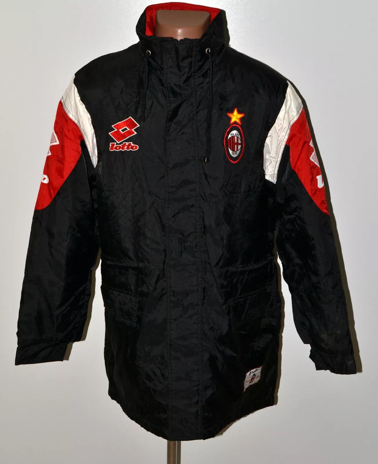 Lotto Sport AC MILAN ITALY 1996/1997 TRAINING FOOTBALL JACKET LOTTO M Size US M / EU 48-50 / 2 - 1 Thumbnail