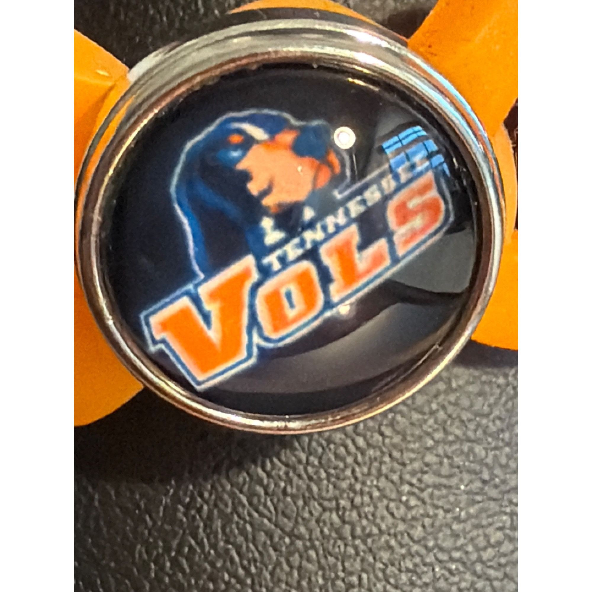 Other Tennessee Vols Orange Silicone Link Bracelet Logo Charm Glow Size ONE SIZE - 3 Thumbnail