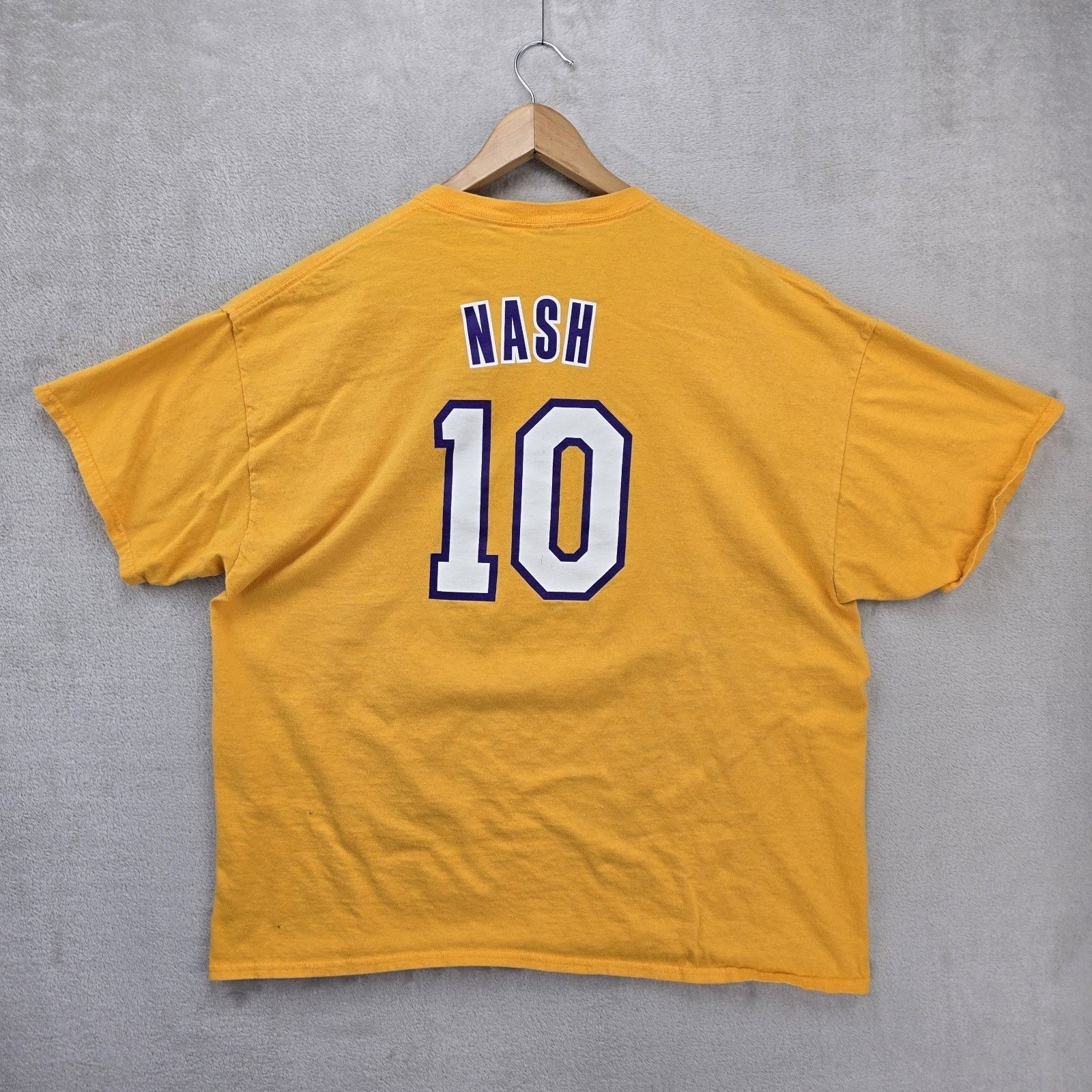NBA NBA Los Angeles Lakers Steve Nash #10 T-Shirt Mens Size 2XL Size US XXL / EU 58 / 5 - 5 Thumbnail