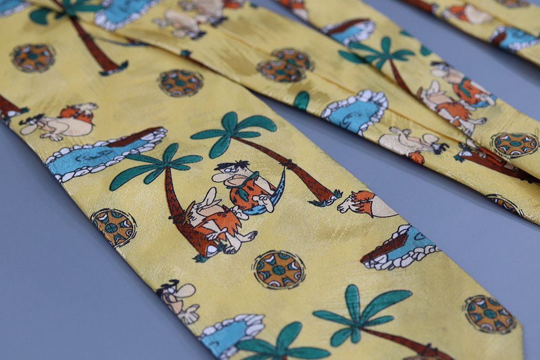 C&A Vintage The Flintstones Novelty Tie – Fred & Barney Design Size ONE SIZE - 9 Thumbnail