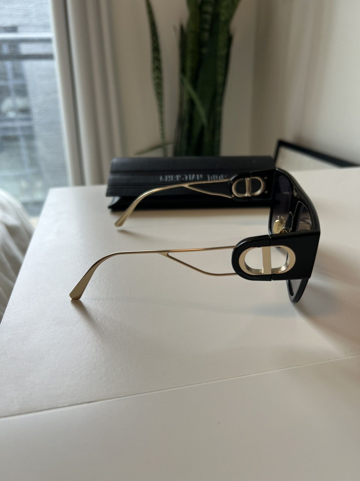 Dior Dior 30Montaigne S3U Sunglasses (Black/Gold) Size ONE SIZE - 2 Thumbnail