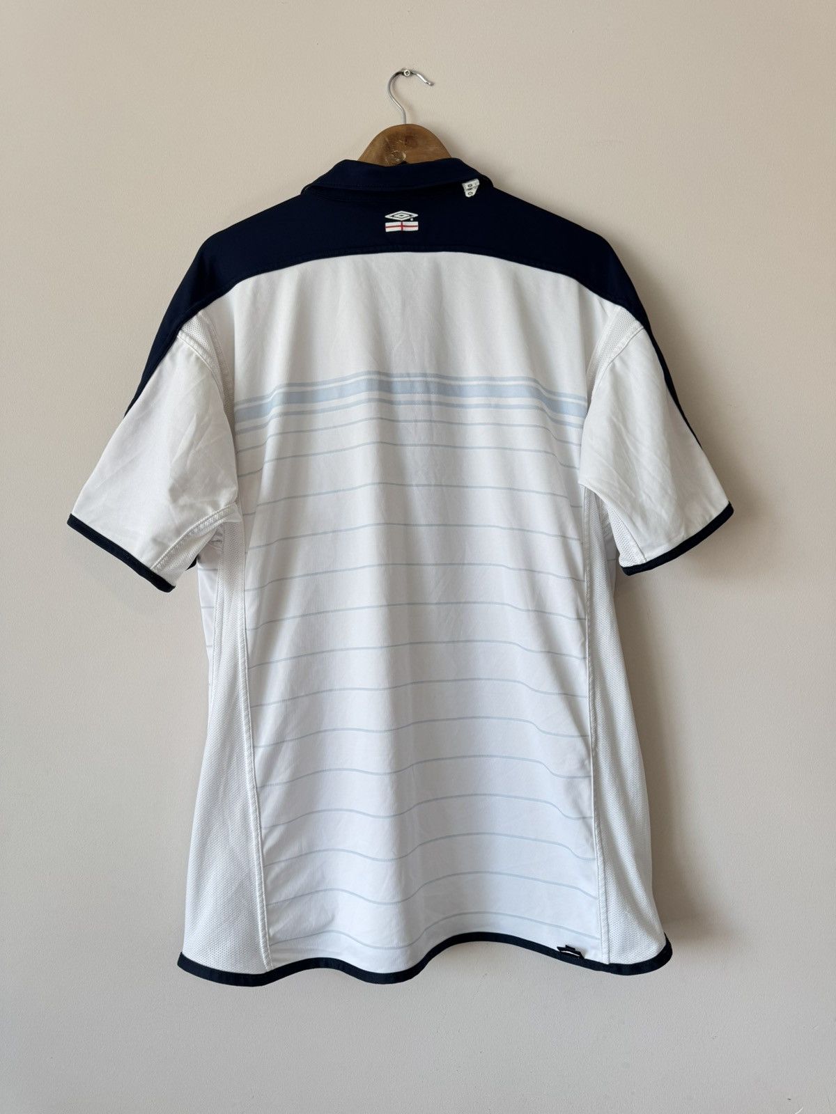 Umbro Vintage England 2004-2005 Home Soccer Jersey Football Shirt Size US XL / EU 56 / 4 - 12 Thumbnail