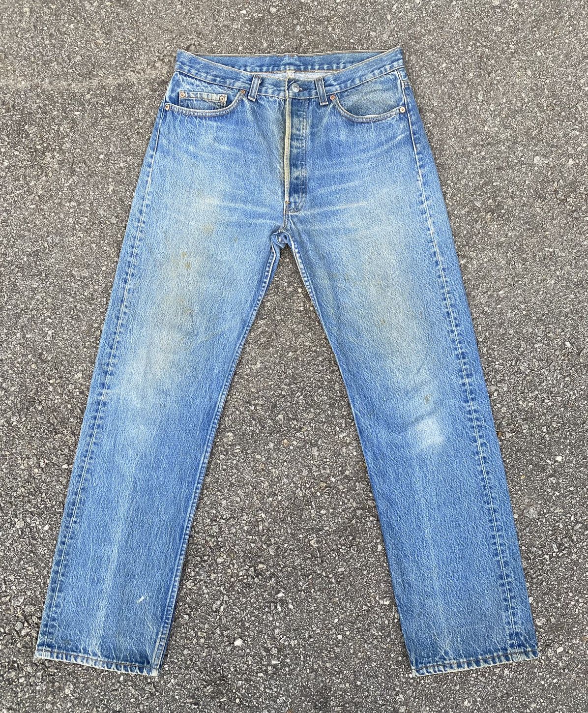 size 33 x 30.5 vintage levi's 501 90s faded made in USA