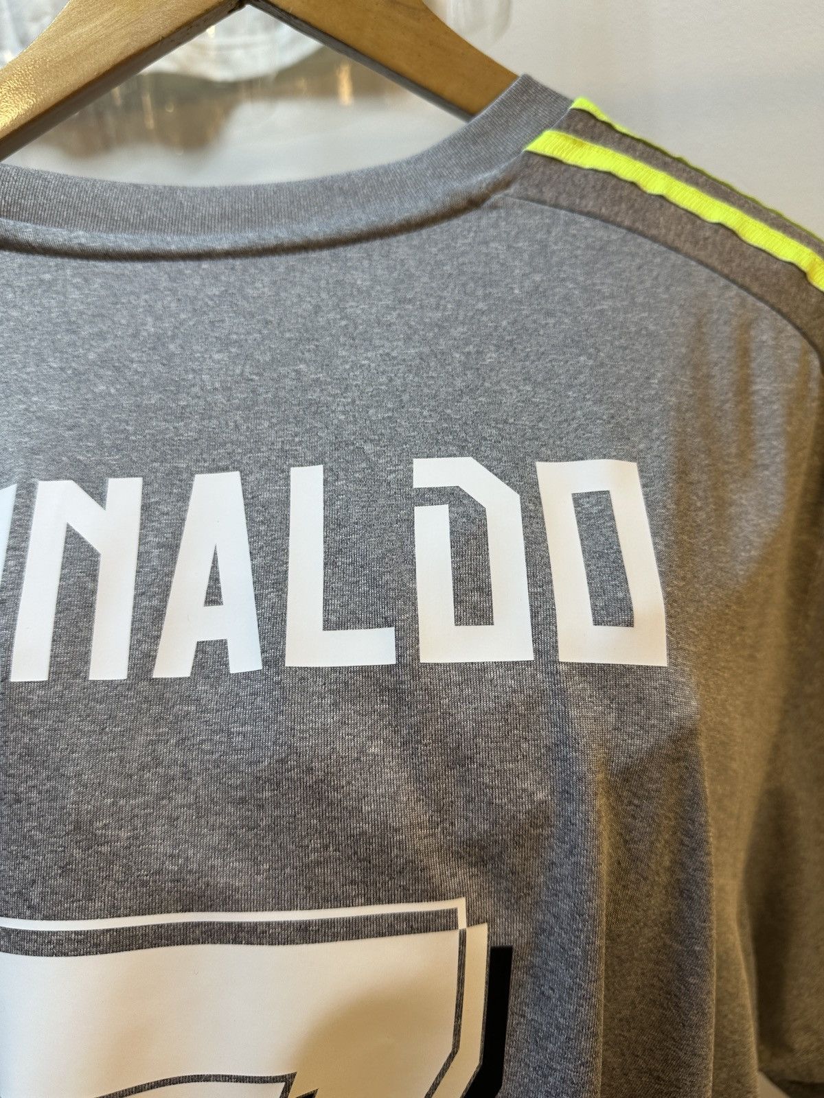 Adidas 2015-2016 Real Madrid Away Kit CR7 Size US L / EU 52-54 / 3 - 20 Thumbnail