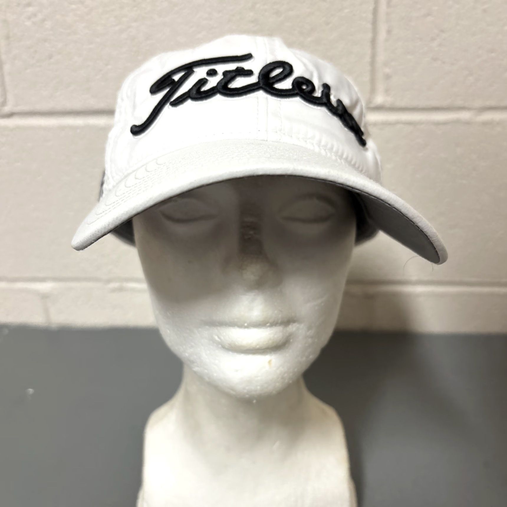 Titleist Titleist Golf Hat Foot Joy FJ Baseball Cap Strapback Adjustable White Black Men Adjustable Cap White Baseball Cap Size ONE SIZE - 2 Thumbnail
