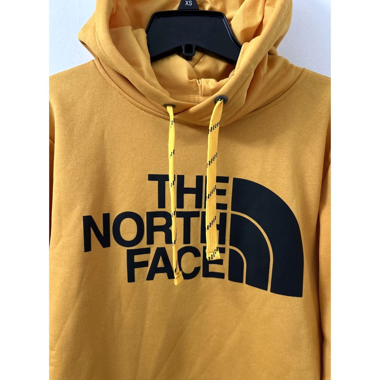 The North Face VINTAGE The North Face Hoodie Mens S Yellow Logo Pullover Fleece Lined Sweatshirt Size US S / EU 44-46 / 1 - 4 Thumbnail