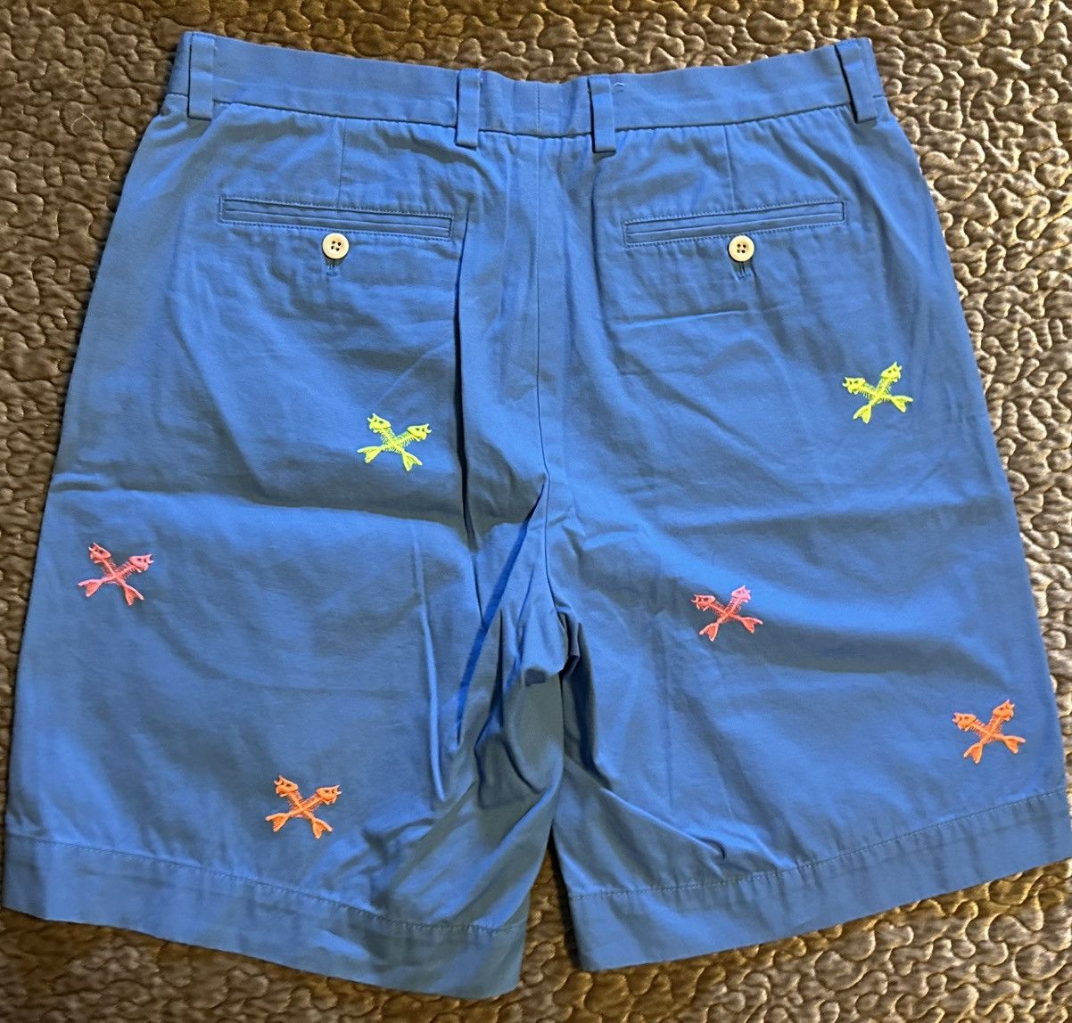 Vineyard Vines Vinyard Vines Royal /Fishbone embroidered shorts Size 34 Size US 34 / EU 50 - 2 Thumbnail