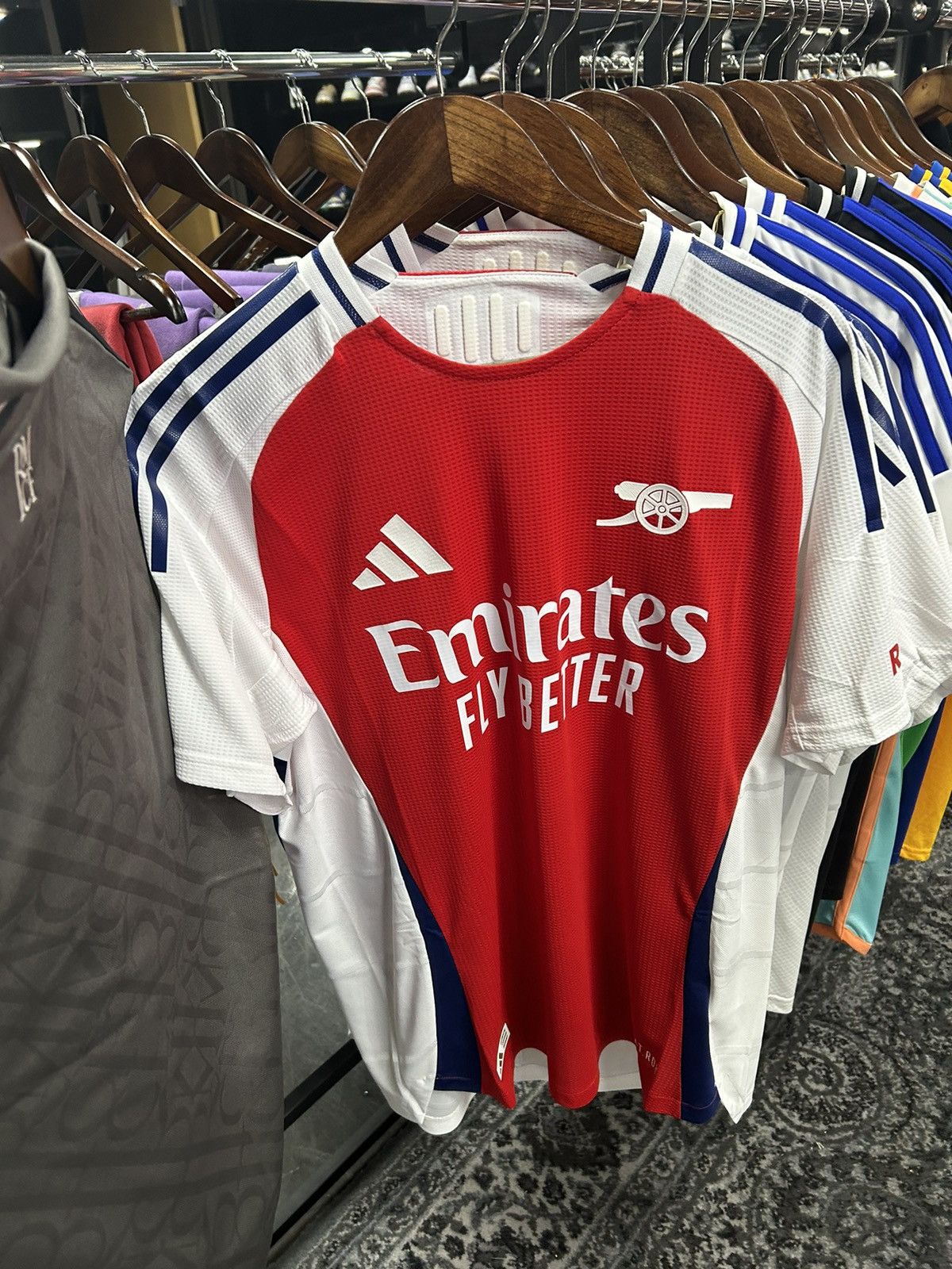 Adidas Arsenal 2024 home jersey Size US M / EU 48-50 / 2 - 1 Thumbnail