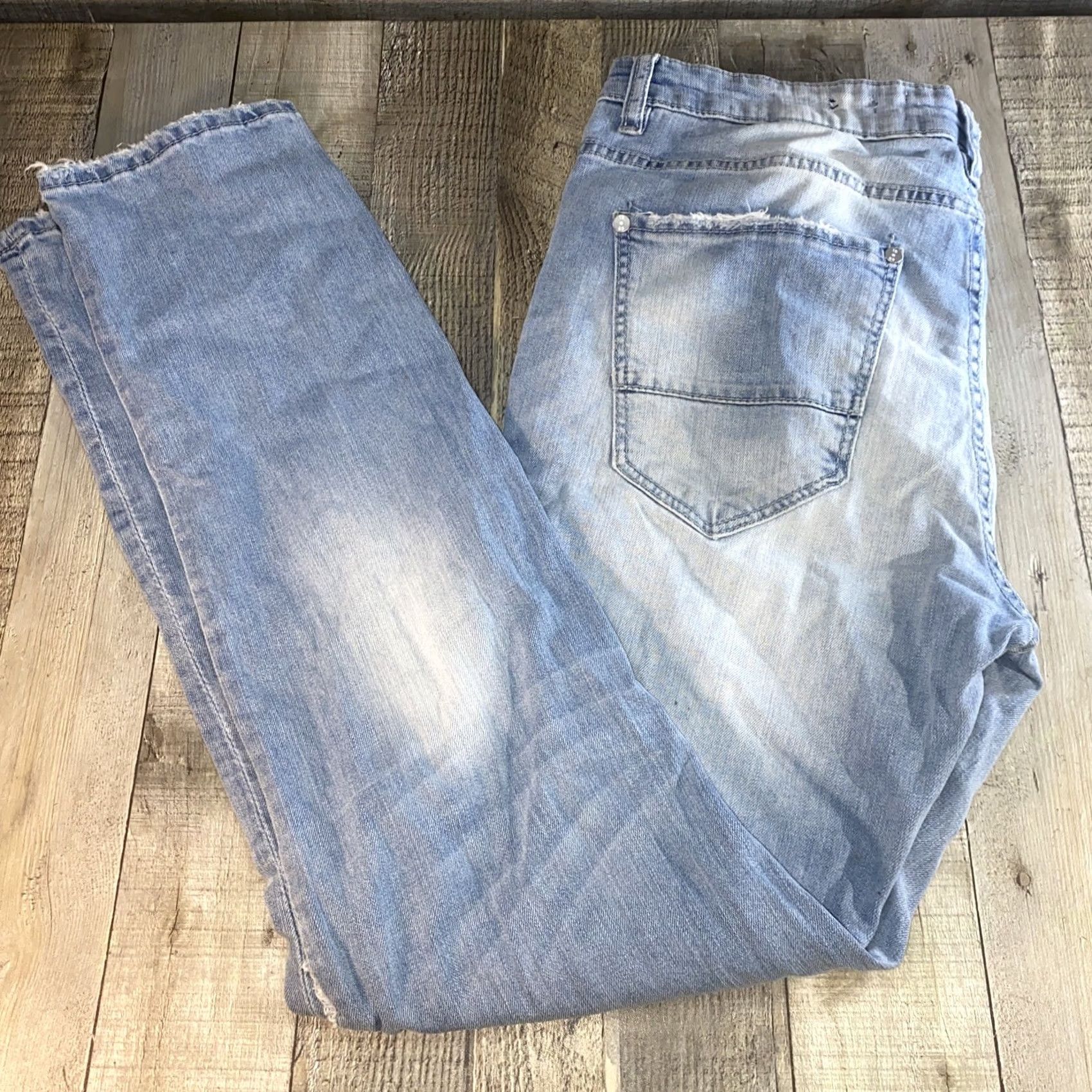 Jordan Craig Jordan Craig Jeans 32x32 White Stone Washed Straight Zipper Mens jeans 32 Regular Inseam 32 Stone Wash Legacy Edition 40x32 Size US 32 / EU 48 - 4 Thumbnail