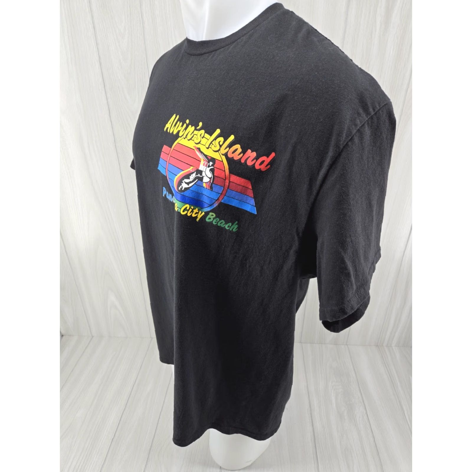 Delta Delta Alvin's Island Panama City Beach Surfer T Shirt 2XL Black Men Short Sleeve Cotton Round Neck Graphic Print T-Shirt Size US XXL / EU 58 / 5 - 3 Thumbnail