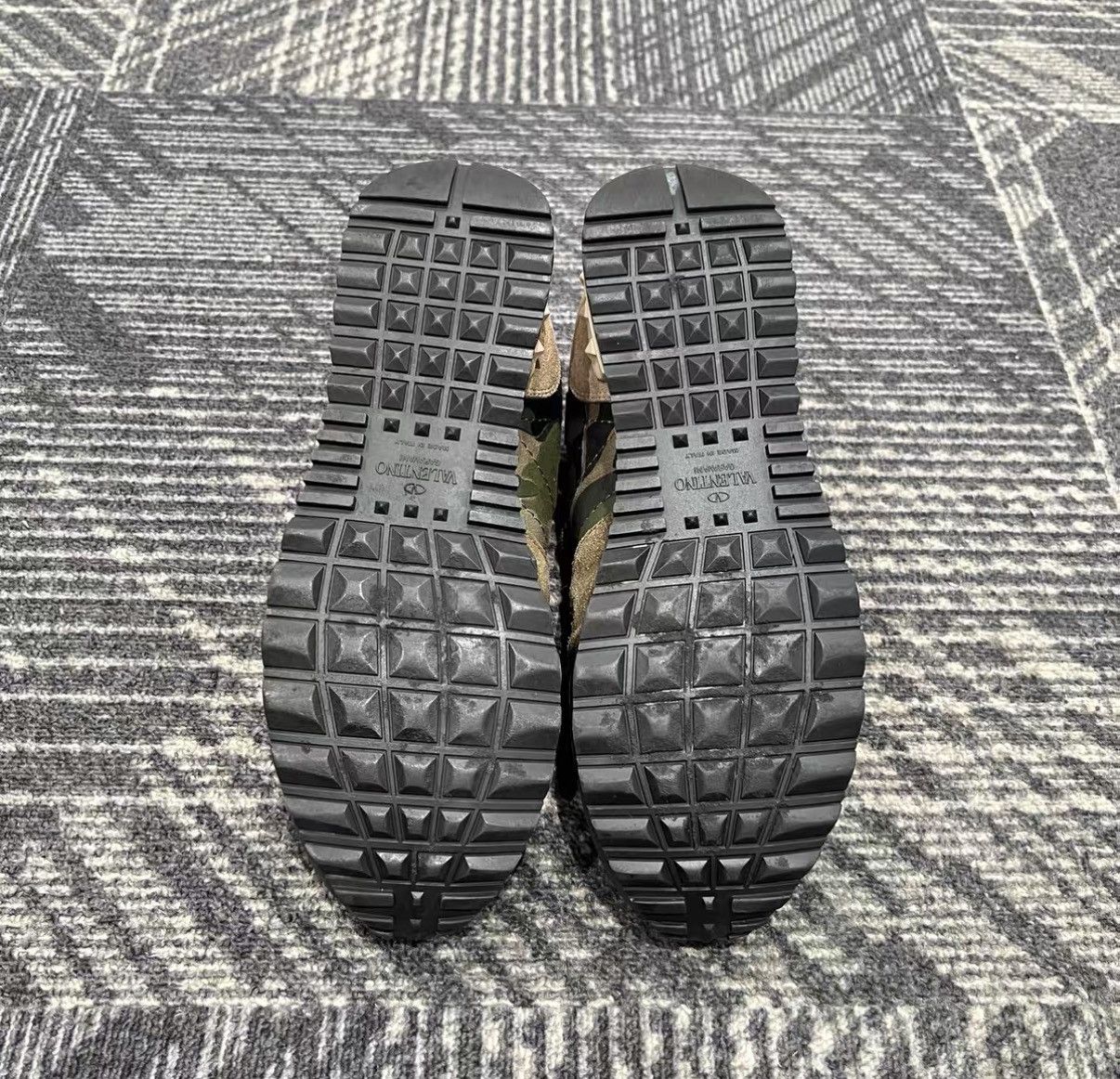 Valentino Valentino Fabric & Leather Camouflage Casual Shoes J42 Size US 7 / IT 37 - 6 Thumbnail