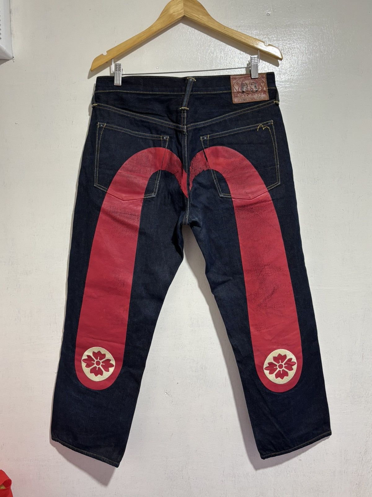Evisu Evisu Daicock Red Kamon Flower Selvedge Denim Pants Size US 34 / EU 50 - 1 Thumbnail
