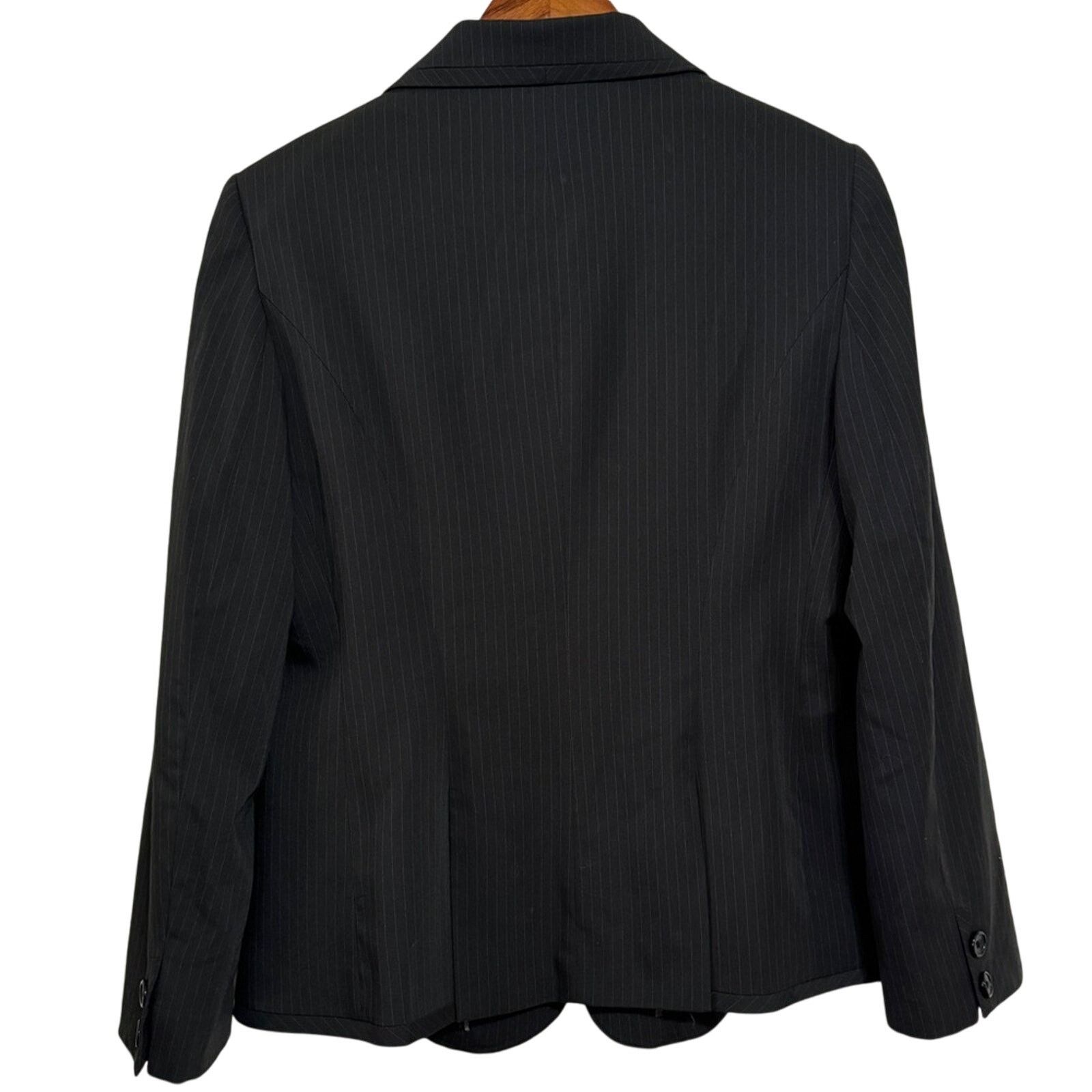 Other The Limited Pin Striped Blazer Career Jacket Black Size 12 Size XL / US 12-14 / IT 48-50 - 2 Thumbnail