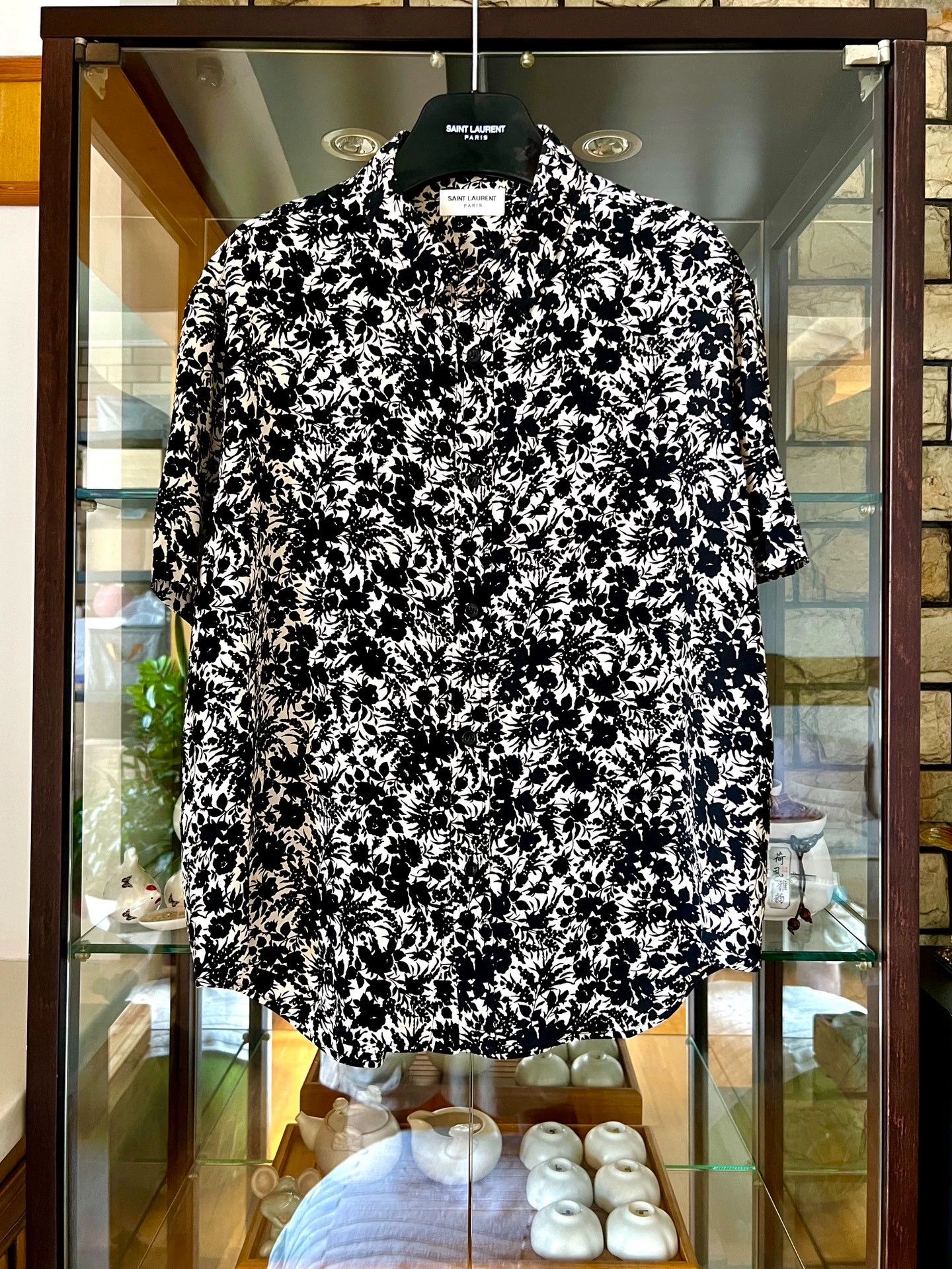 Saint Laurent Paris Saint Laurent Paris Mulberry silk floral shirt Size US L / EU 52-54 / 3 - 1 Thumbnail