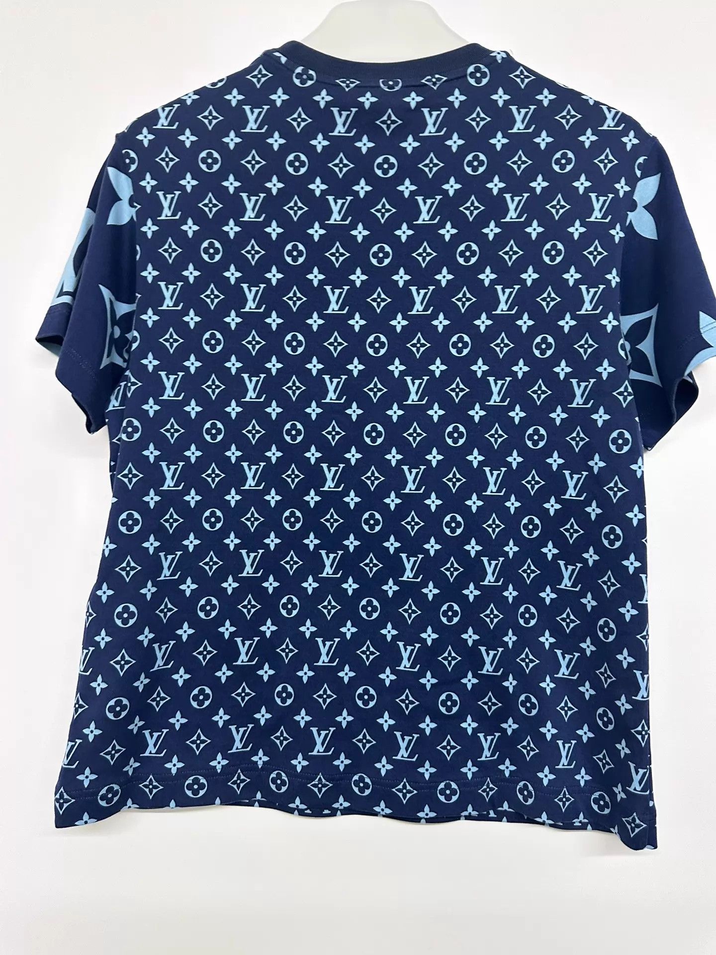 Louis Vuitton Louis Vuitton Monogram SS Tee M 44/98/58 Size M / US 6-8 / IT 42-44 - 2 Thumbnail