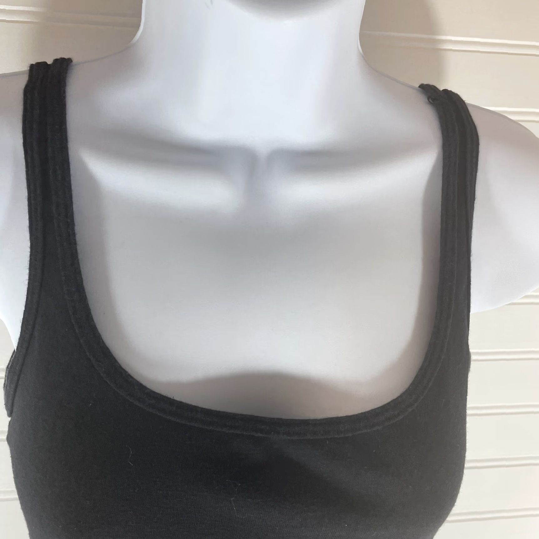 Old Navy VINTAGE? No. Old Navy Women Size Small Fitted Black Tank Top Size S / US 4 / IT 40 - 7 Thumbnail
