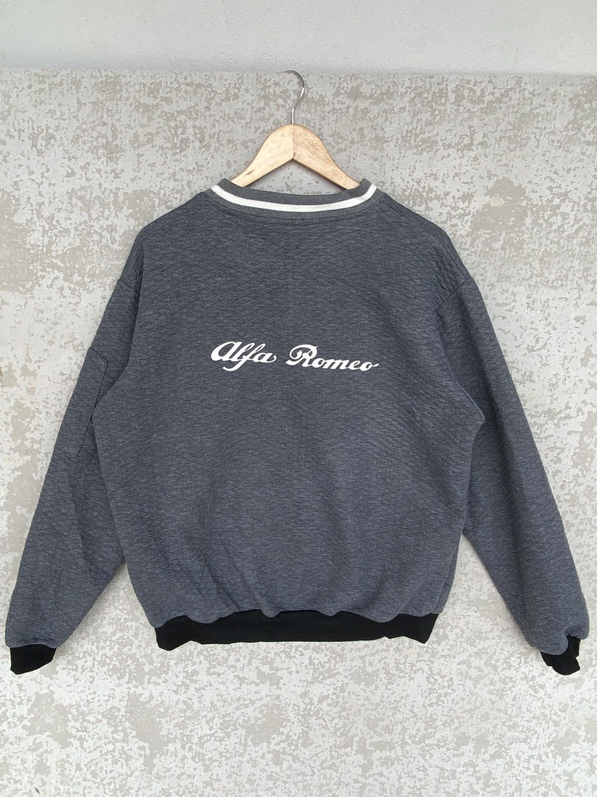Other Vintage Alfa Romea Small Printed Full Zip Gray Colour Size US L / EU 52-54 / 3 - 8 Thumbnail