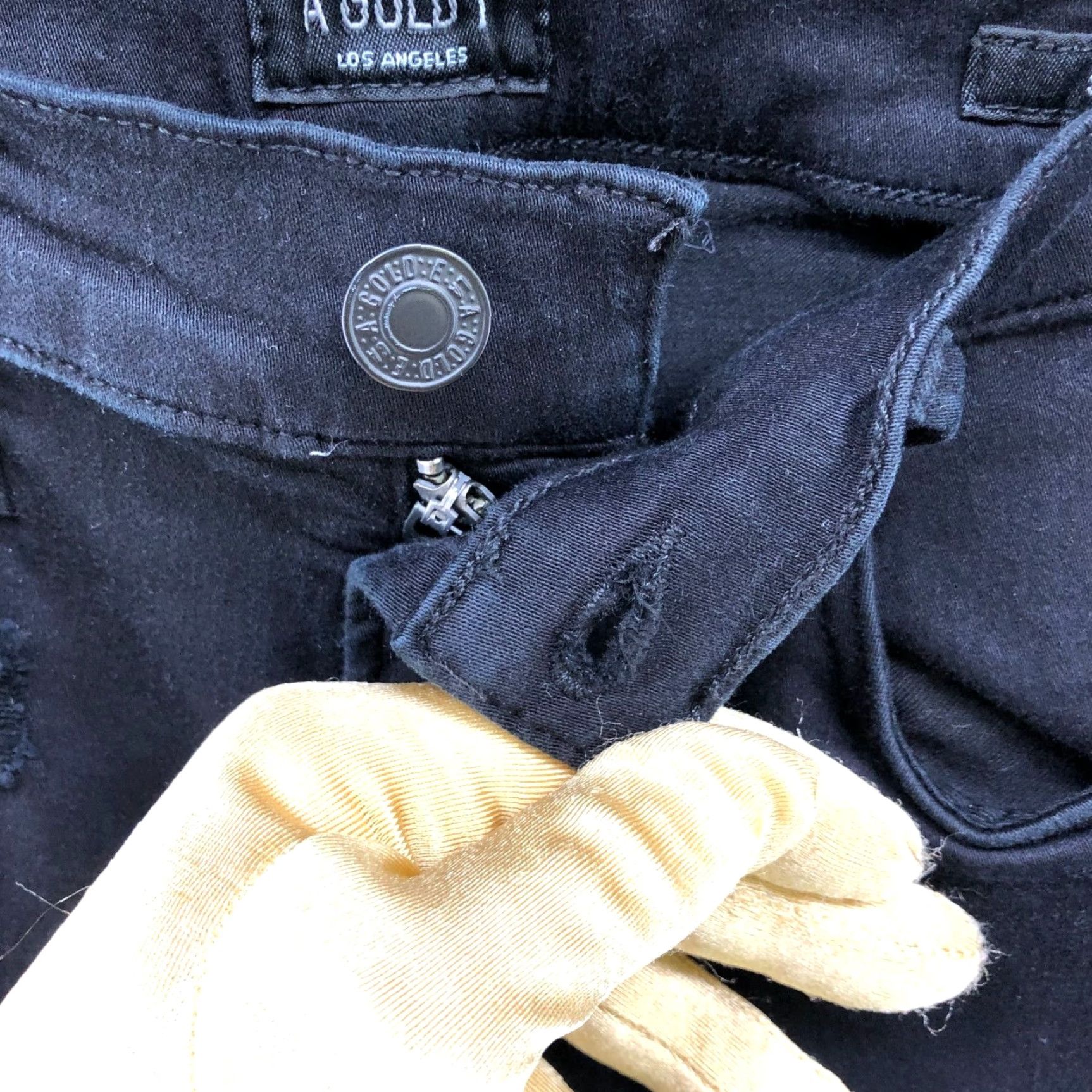 Agolde AGOLDE Sophie Black Jeans Size 26 Distressed High Waisted Womens Skinny Slim Denim 5-Pocket Zip Fly Vintage? (if null) Size 26" / US 2 / IT 38 - 6 Thumbnail