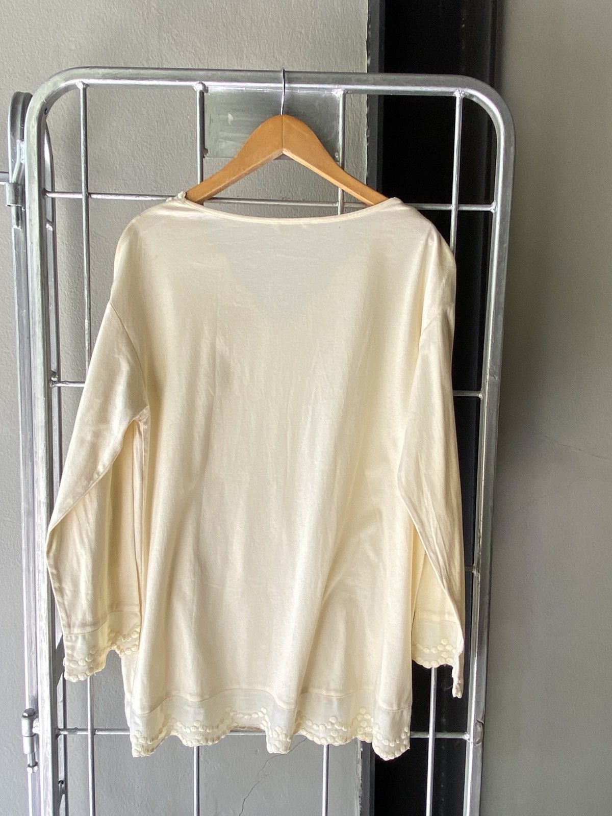 Dior Christian Dior Yellow Lace-Trim V-Neck Blouse Size M / US 6-8 / IT 42-44 - 10 Thumbnail