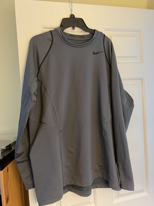 Nike pro hyperwarm fitted sales long sleeve