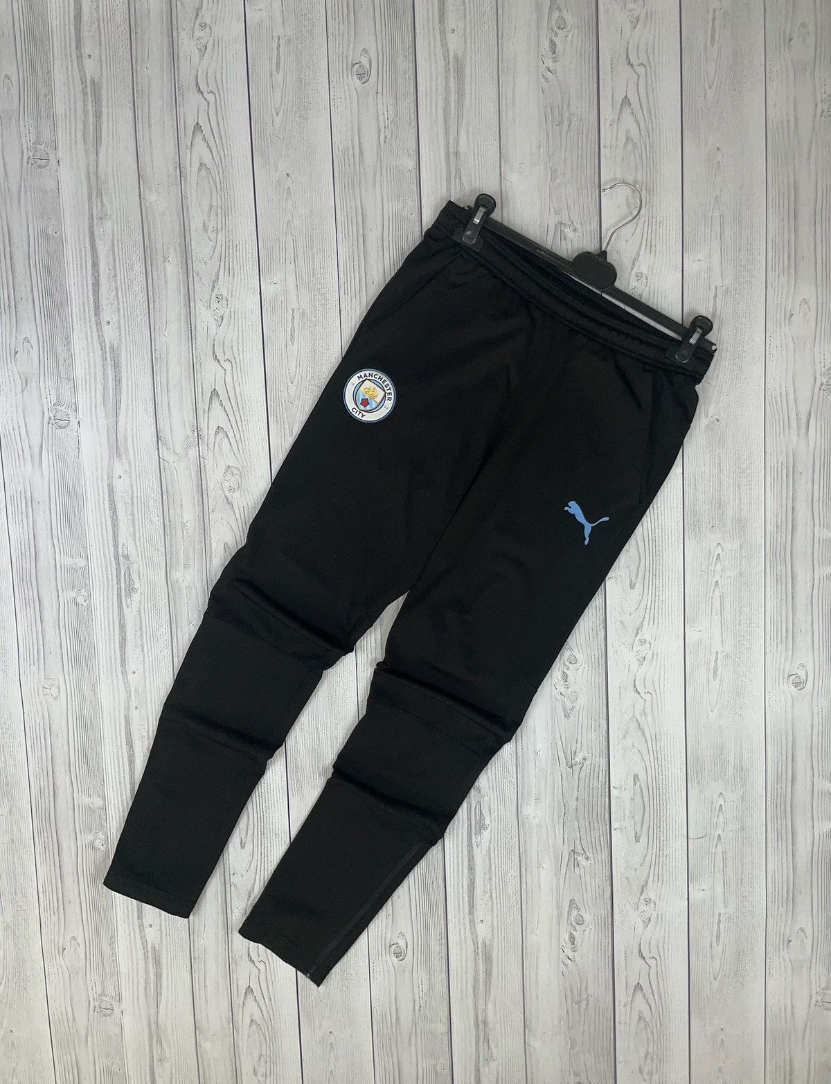 Puma Vintage Puma Manchester City soccer joggers size S logo Size US 30 / EU 46 - 1 Thumbnail