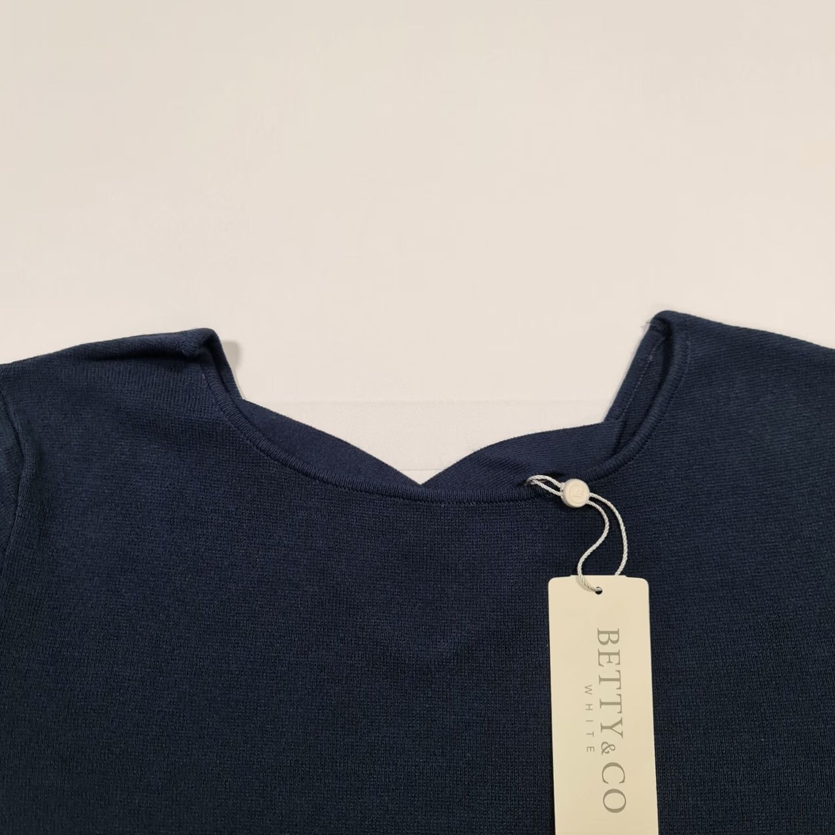 CO Betty & Co Jumper Womens Round Neck Long Sleeve Navy Blue 14 UK Regular Stretch Knit Pullover Top Size XL / US 12-14 / IT 48-50 - 2 Thumbnail
