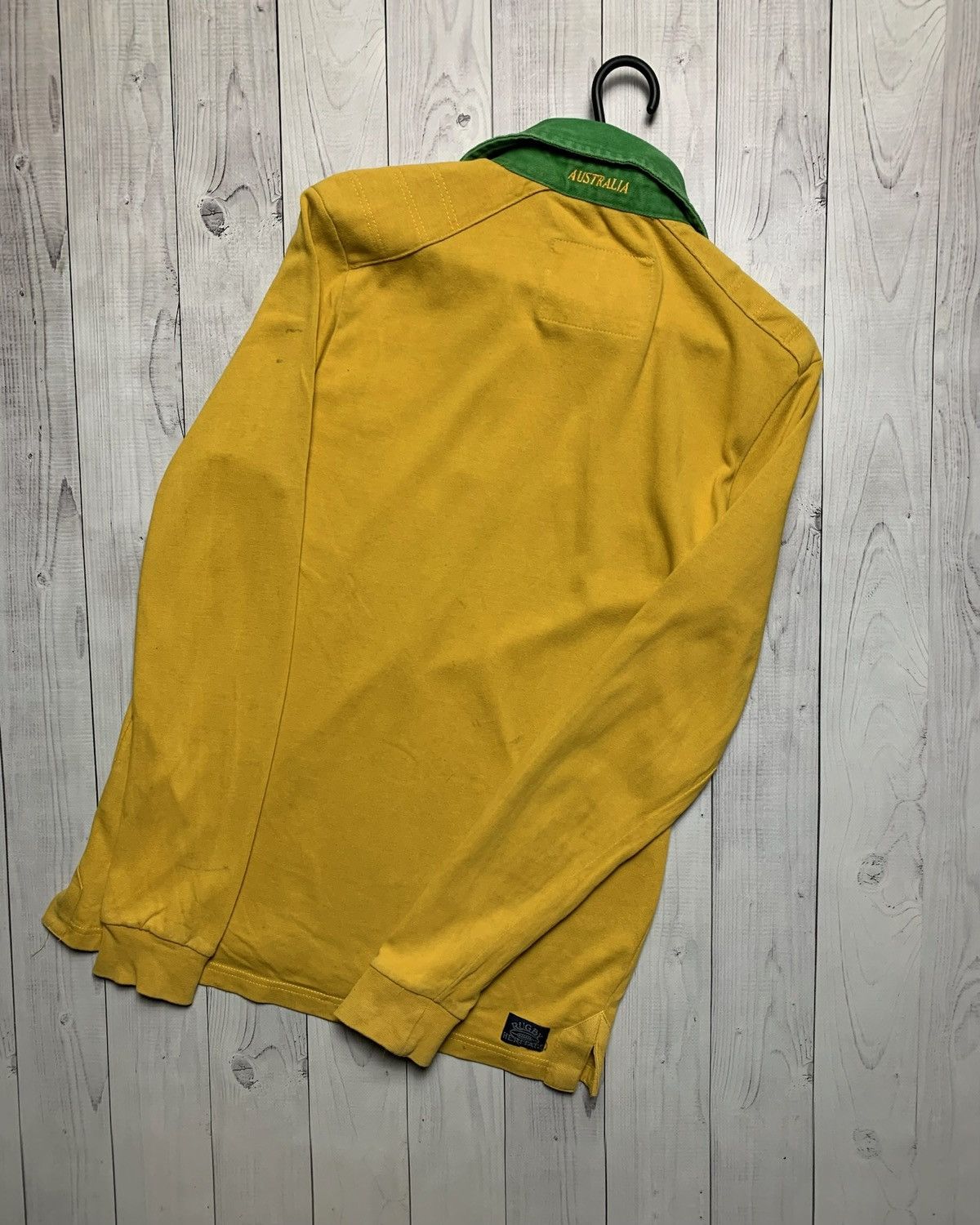 Vintage Vintage Australia rugby jersey yellow size S logo distressed Size US S / EU 44-46 / 1 - 11 Thumbnail