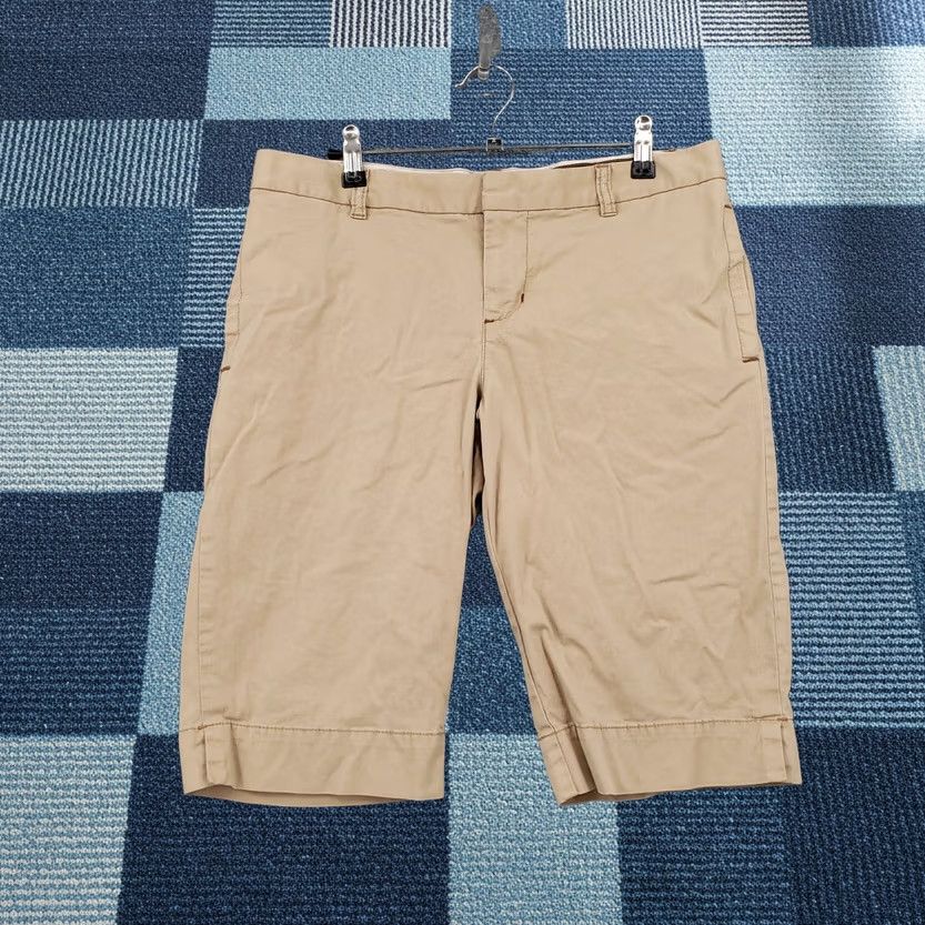 Vintage Polo Jeans Co Polo Jeans Shorts Bermuda Chino Flat Front Womens 8 Khaki Beige Cotton Twill Stretch Regular 12in Inseam Casual Womens Size 24" / US 00 / IT 34 - 1 Thumbnail