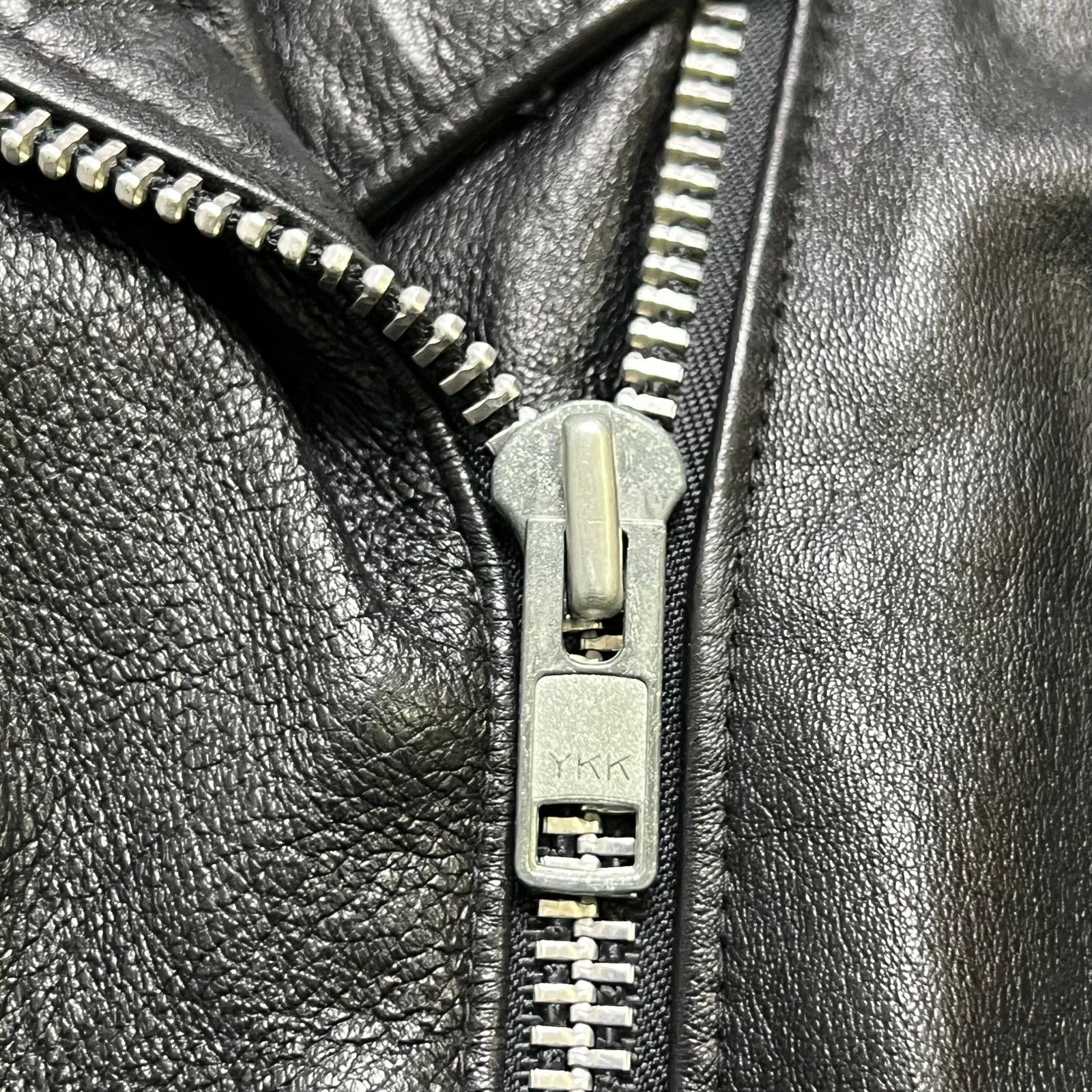 Vintage Vintage Outerwear by Phoenix Rose Heart Leather Jacket M Size M / US 6-8 / IT 42-44 - 10 Thumbnail