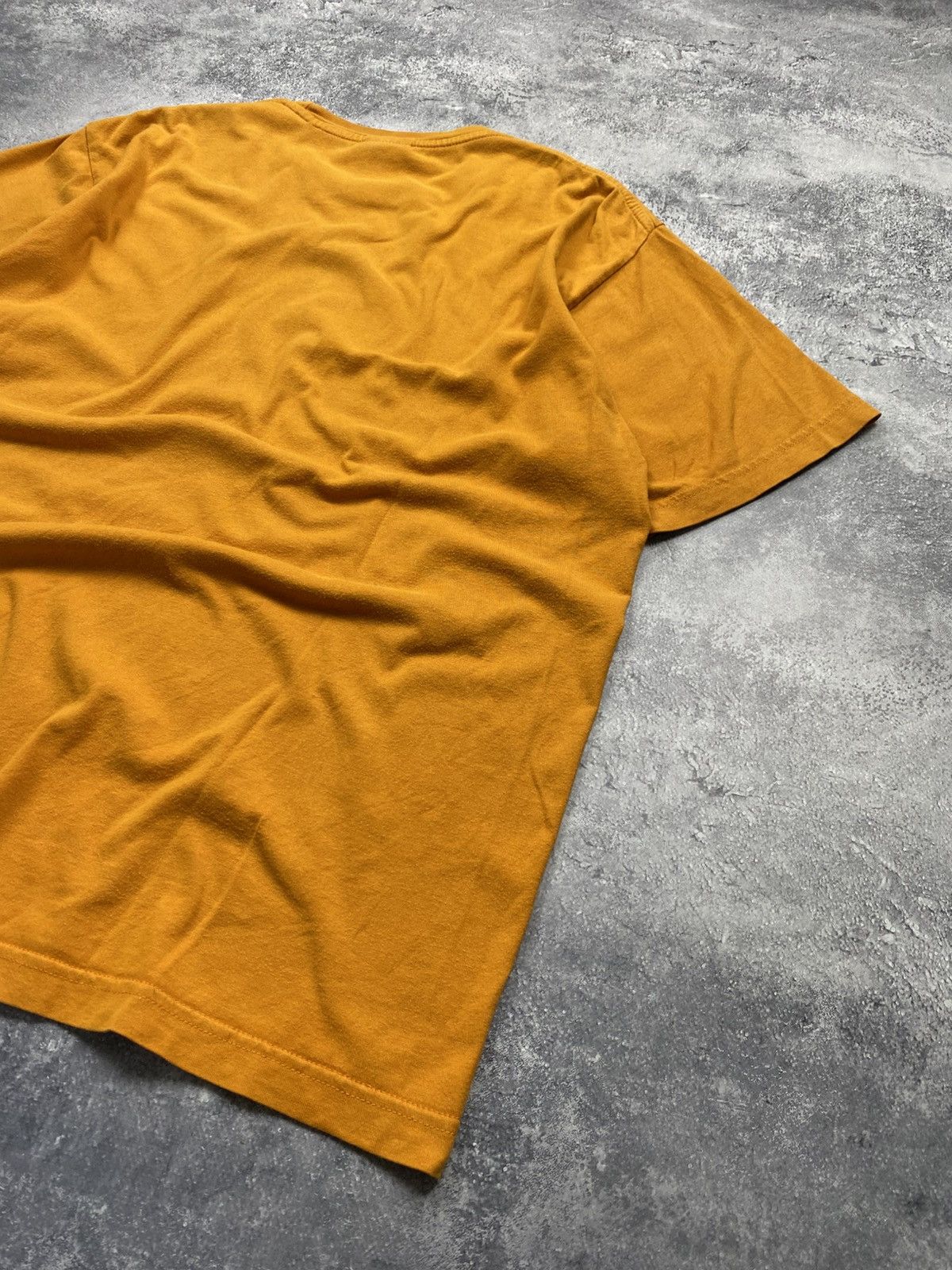 Nike Nike Vintage T-Shirt Centre Logo Y2K 90s Tee Swoosh Size US L / EU 52-54 / 3 - 15 Thumbnail