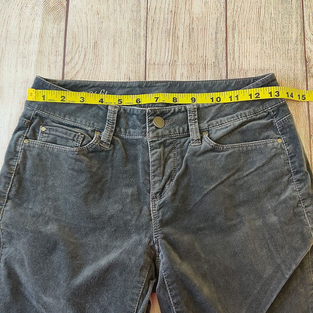 Ann Taylor Ann Taylor Curvy Fit gray velvet straight leg jeans 0P Size 25" / US 0 / IT 36 - 4 Thumbnail