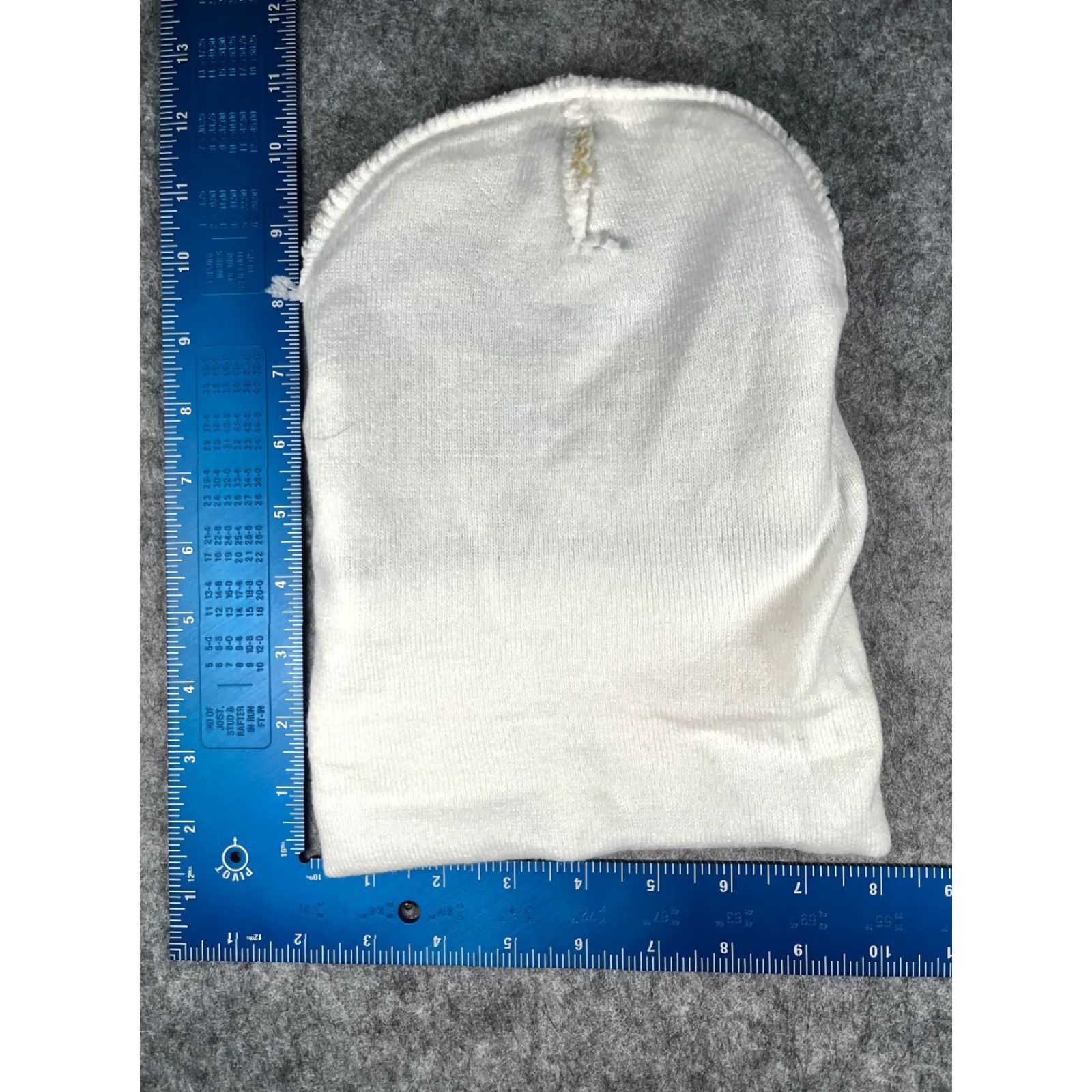 Peanuts Screwball Peanut Butter Whiskey Beanie Adult One Size White Fair Isle Acrylic Hat Beanie Unbranded Unisex Adults Winter Size ONE SIZE - 6 Thumbnail