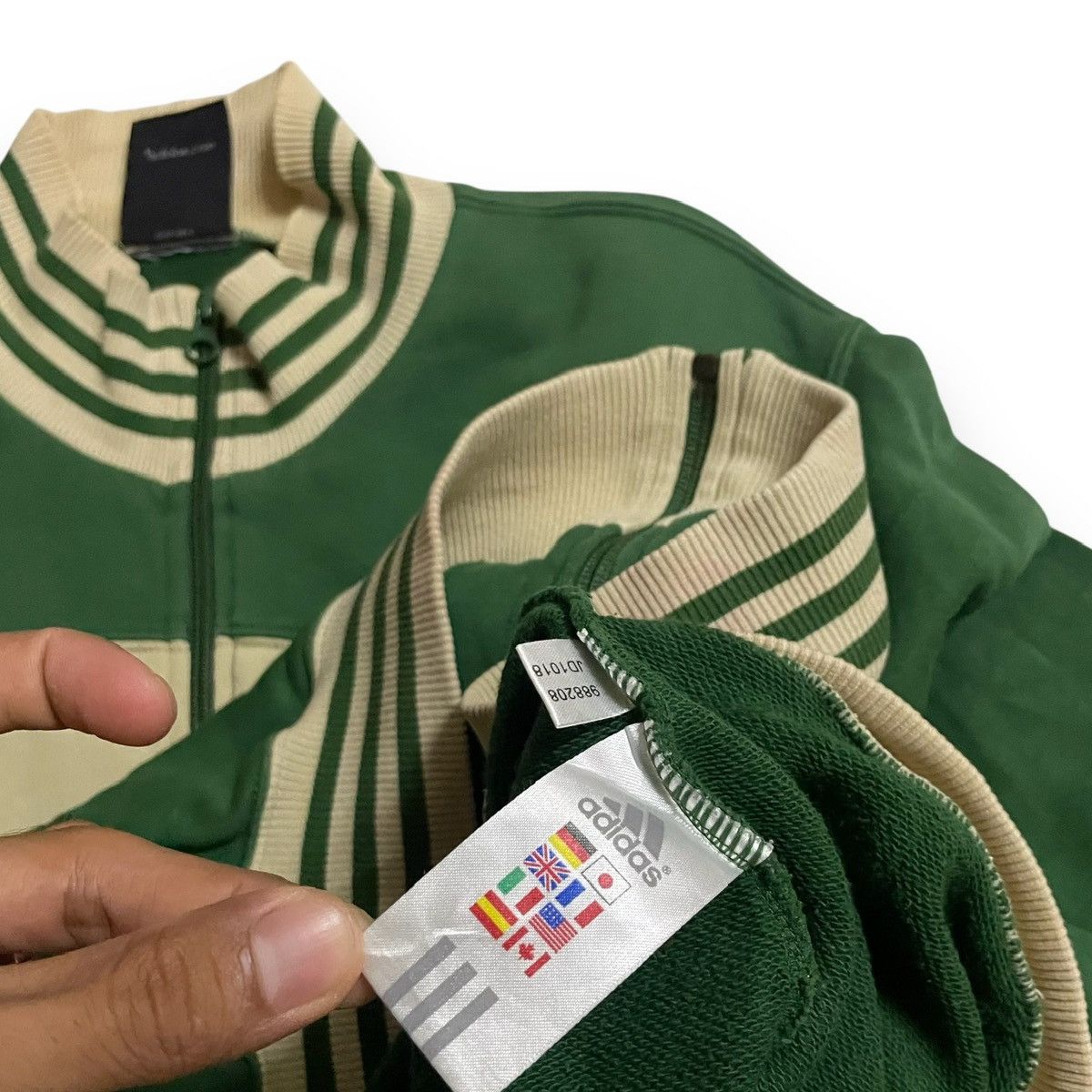 Adidas Vintage Adidas Zipper Retro Vibe Colourway Trademark Size US M / EU 48-50 / 2 - 14 Thumbnail