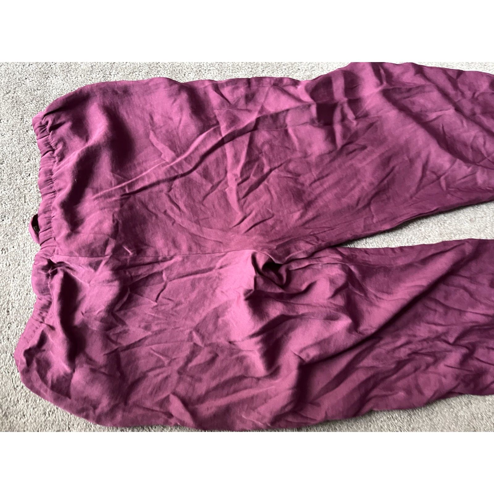 Loft LOFT LOFT Women’s Maroon Solid Polyester Viscose Lounge Pants Size Small Yoga Pants? No. Size 28" / US 6 / IT 42 - 4 Thumbnail