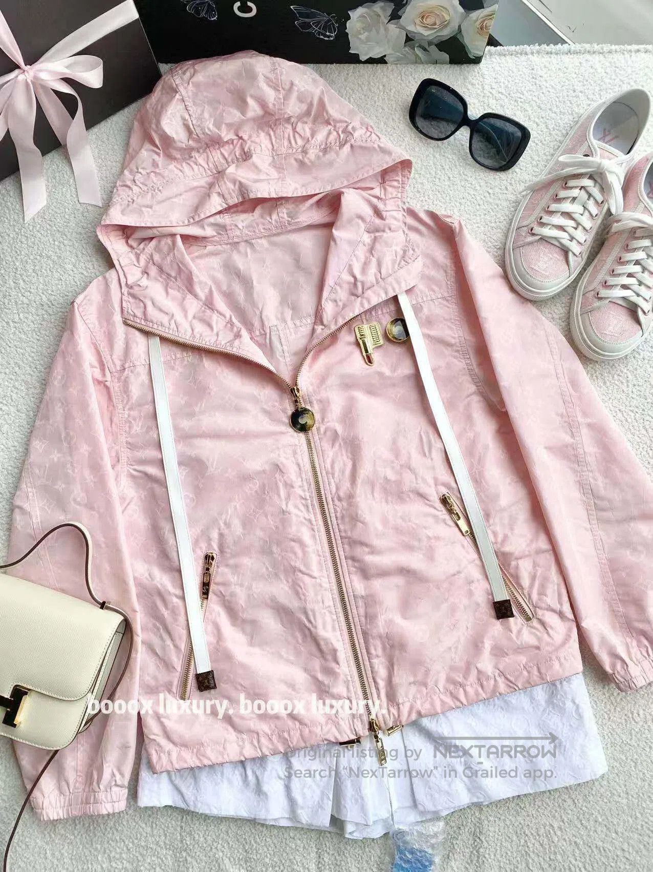 Louis Vuitton Louis Vuitton Pink old flowers are full of printed jackets Size 4XL / US 24-26 - 1 Thumbnail