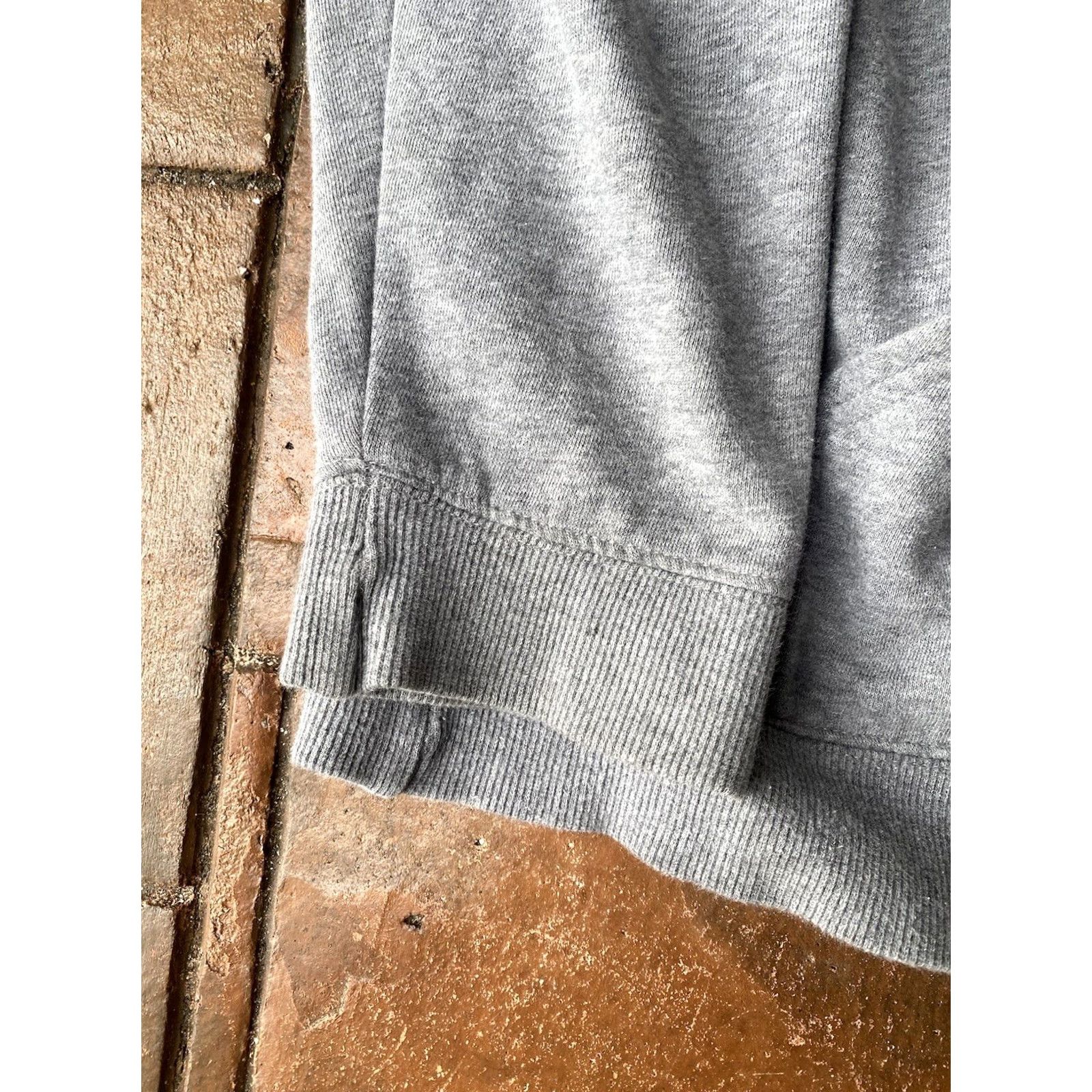 Oakley VINTAGE Oakley Hoodie XL Gray Full Zip Grunge Logo Mens Sweatshirt Size US XL / EU 56 / 4 - 4 Thumbnail