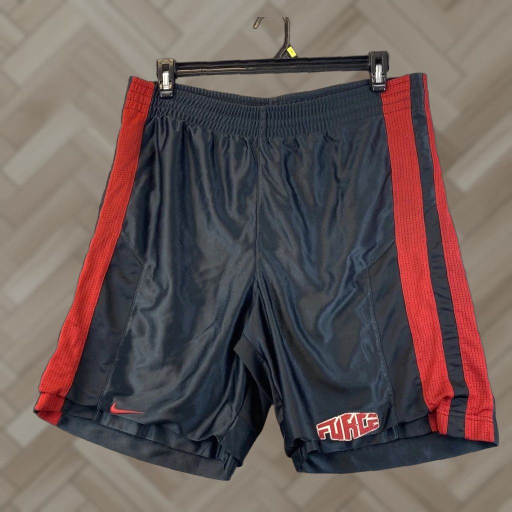 Nike Nike Dri-Fit Lined Basketball Shorts 10” Black Red Men’s Size Medium / 78-56 Size US 31 - 1 Thumbnail