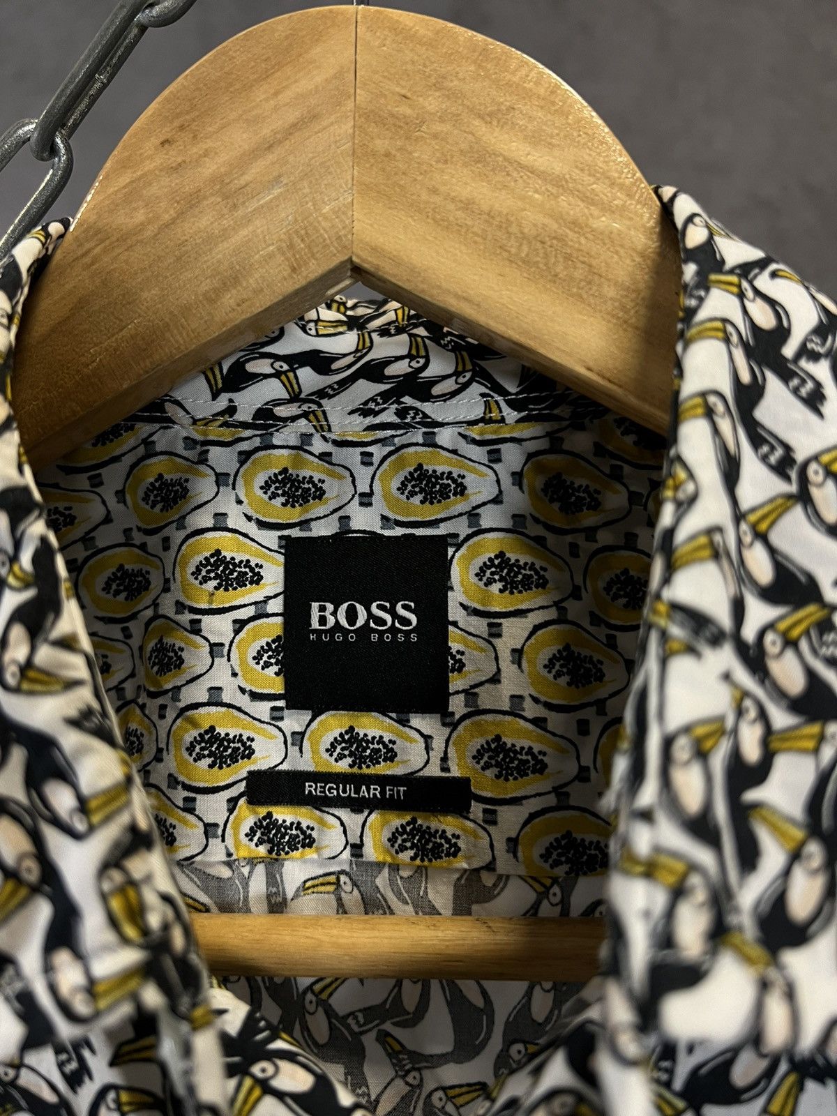 Hugo Boss Hugo Boss crazy designer Hawaiian shirt Size US S / EU 44-46 / 1 - 4 Thumbnail