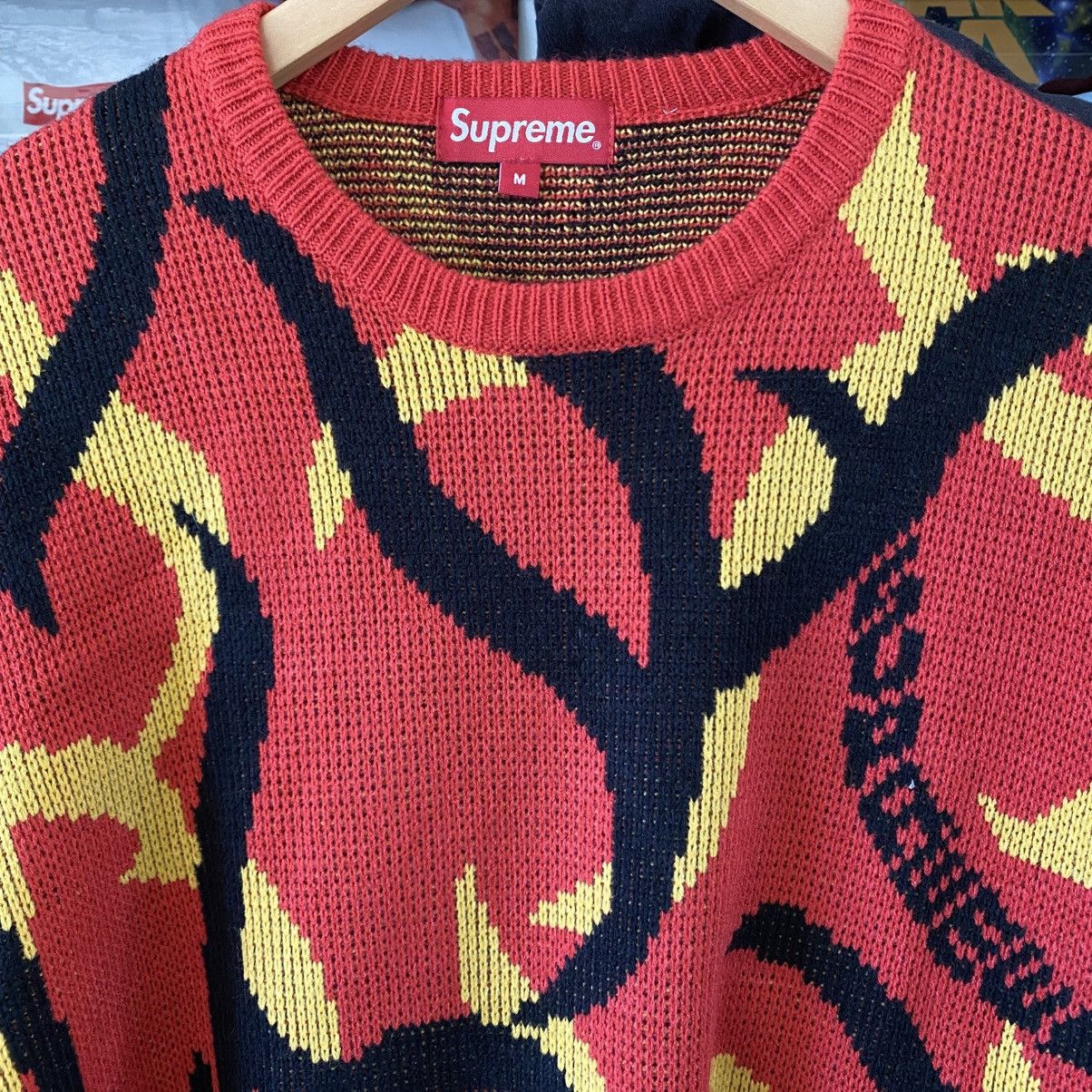 Supreme Supreme Tribal Camo Sweater Red 2019 Size US M / EU 48-50 / 2 - 2 Thumbnail