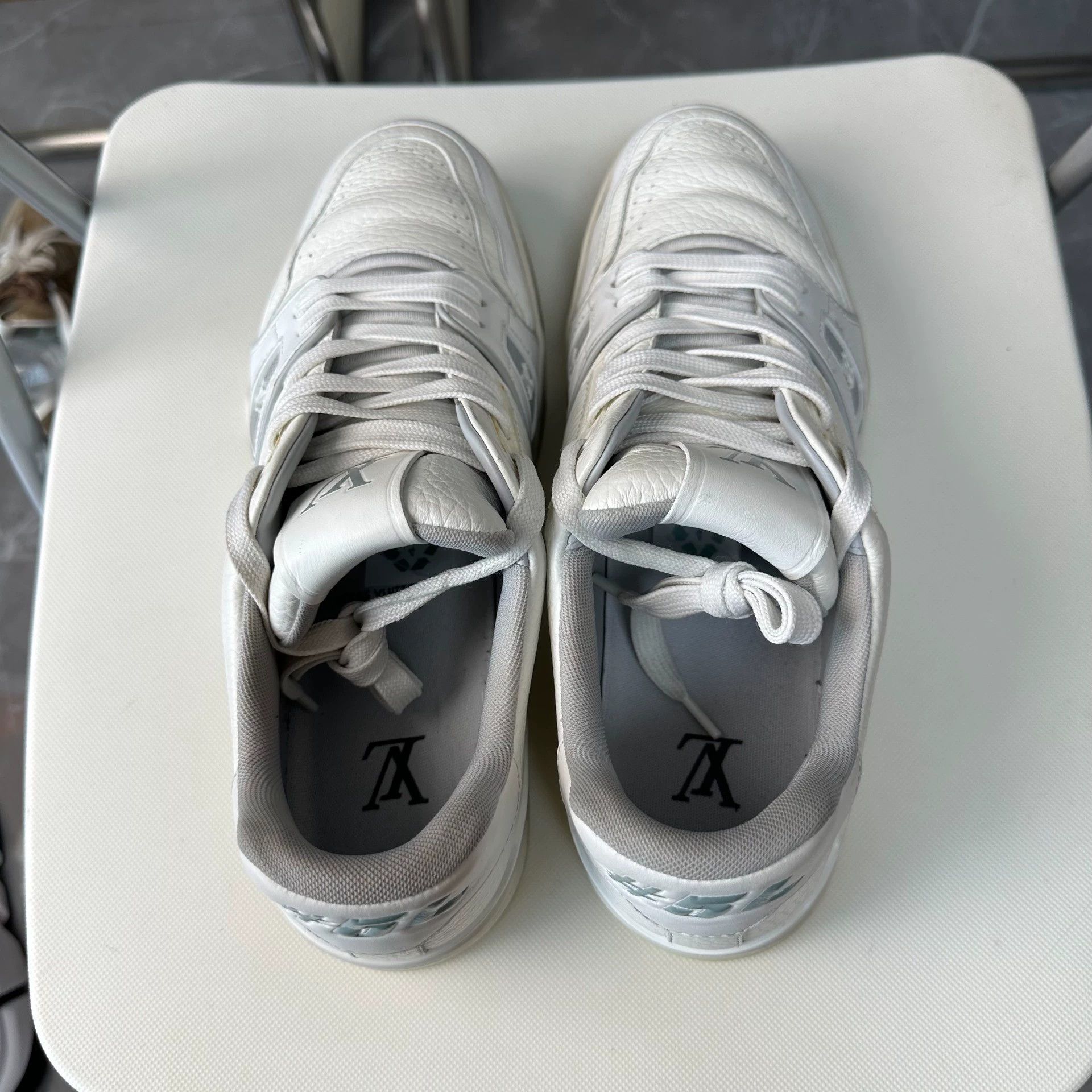 Louis Vuitton LOUIS VUITTON Trainer Unisex White Cement Low-Top 42.5 Size US 9.5 / EU 42-43 - 4 Thumbnail